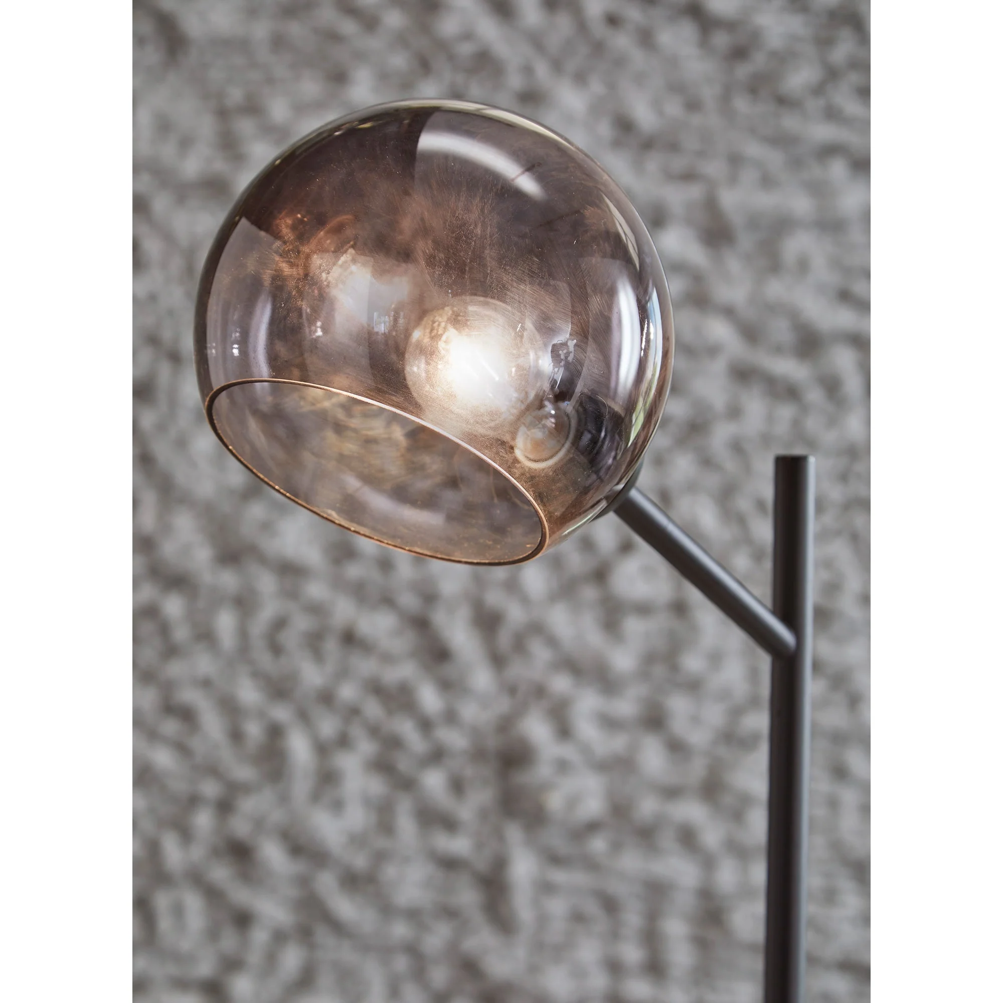 Abanson Floor Lamp - Image 4