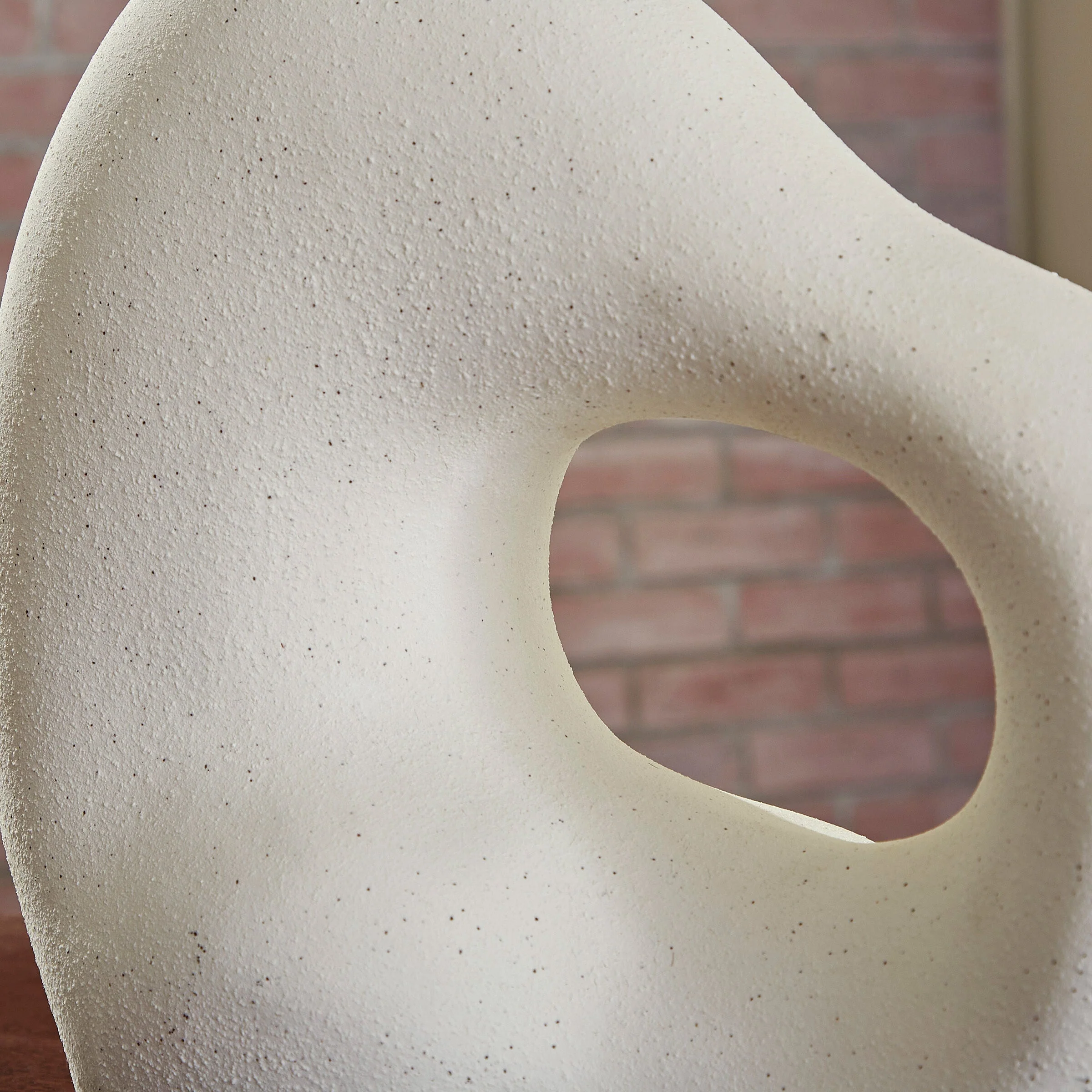 Arthrow Sculpture - Image 6