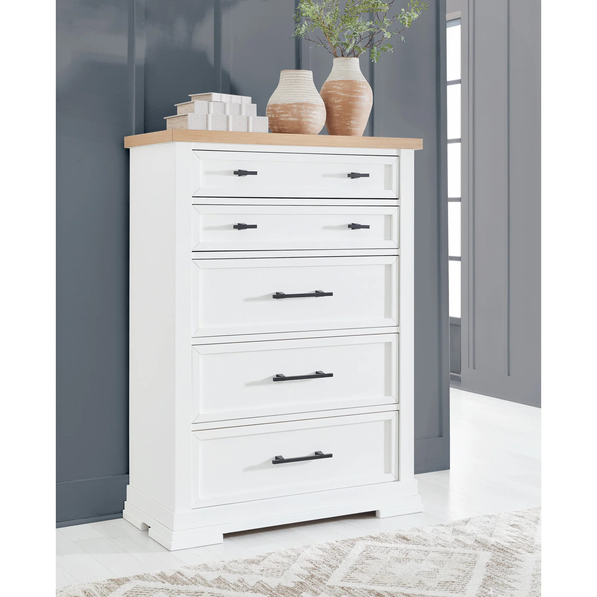 Ashbryn 5 Drawer Chest - Image 3