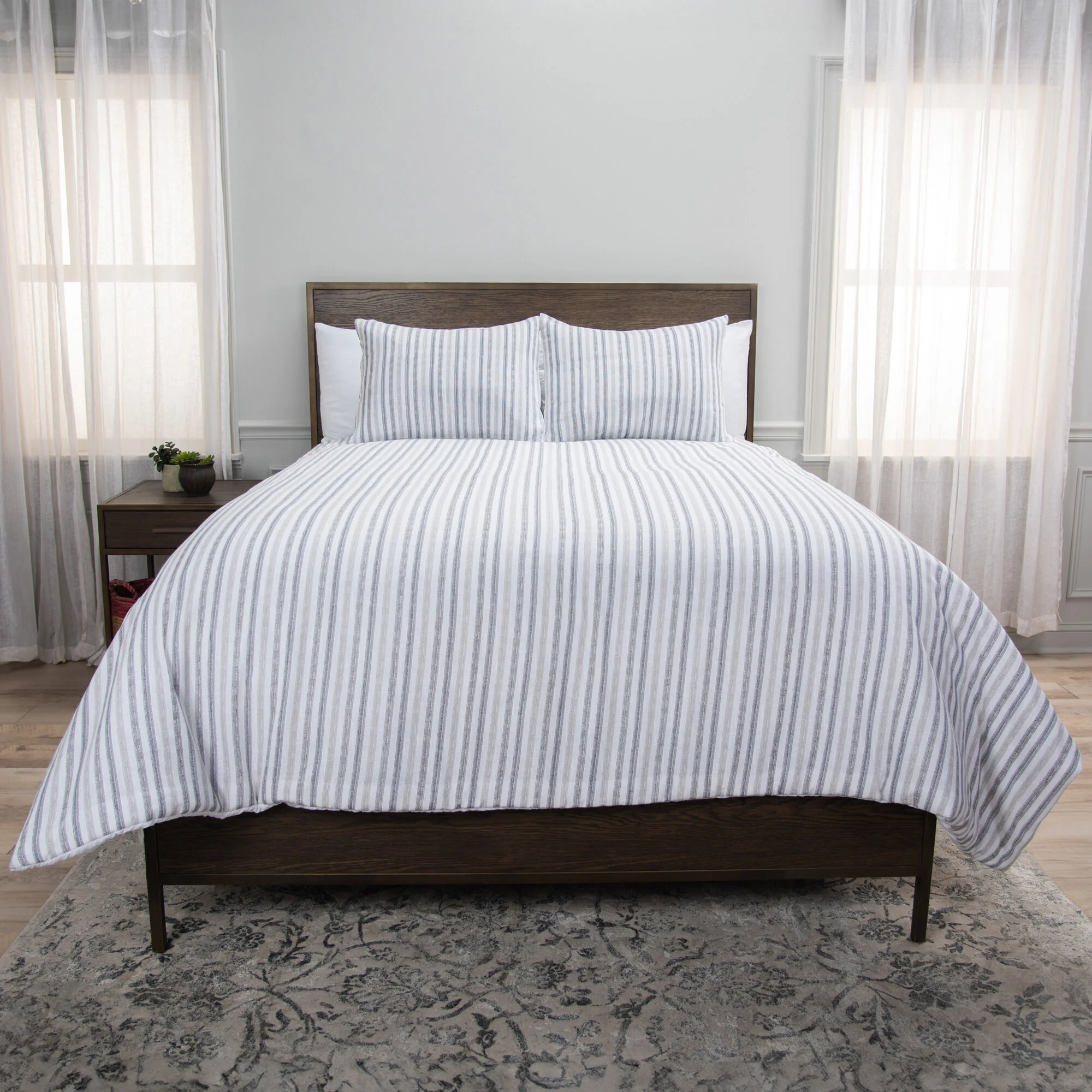 Blackberry Grove Comforter and Shams - Image 45