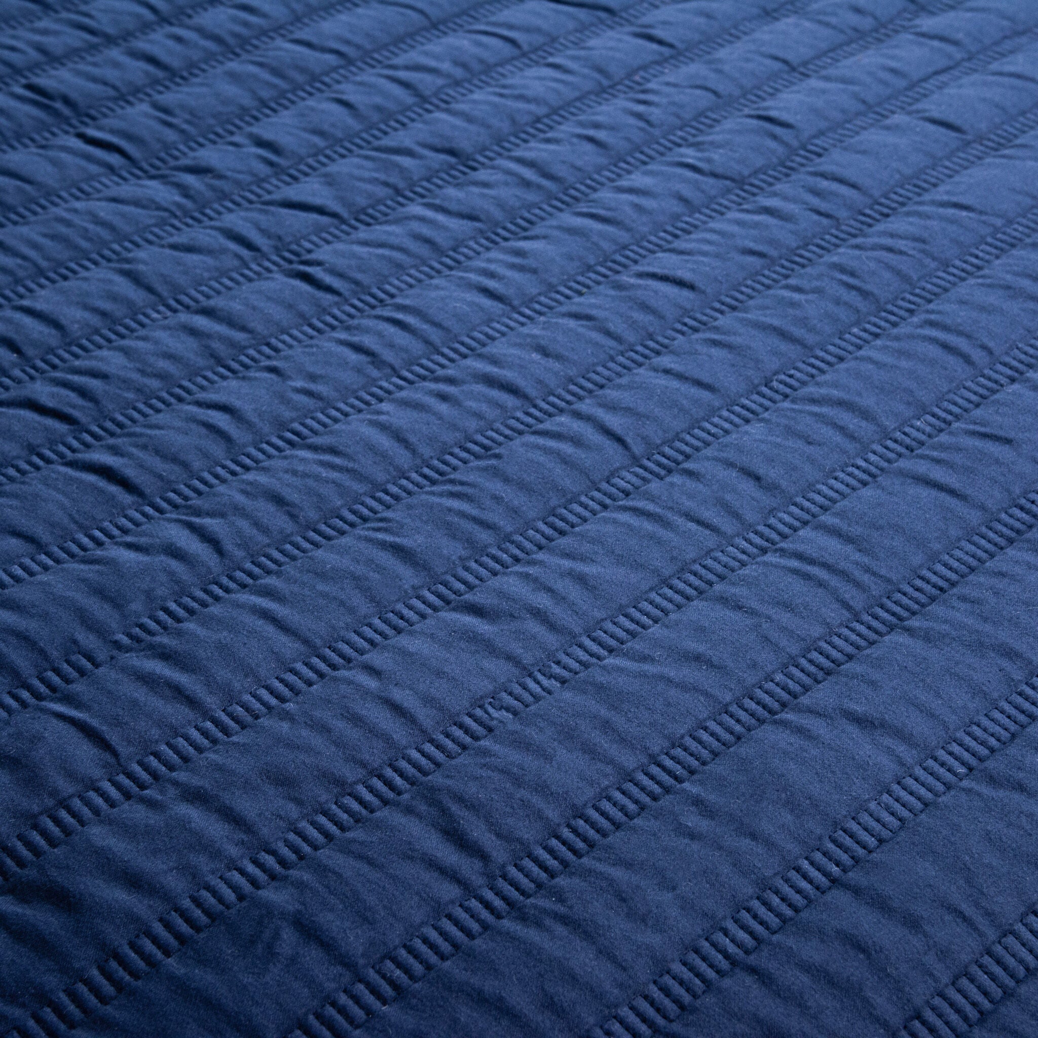 Blackberry Grove Quilt and Shams - Image 40