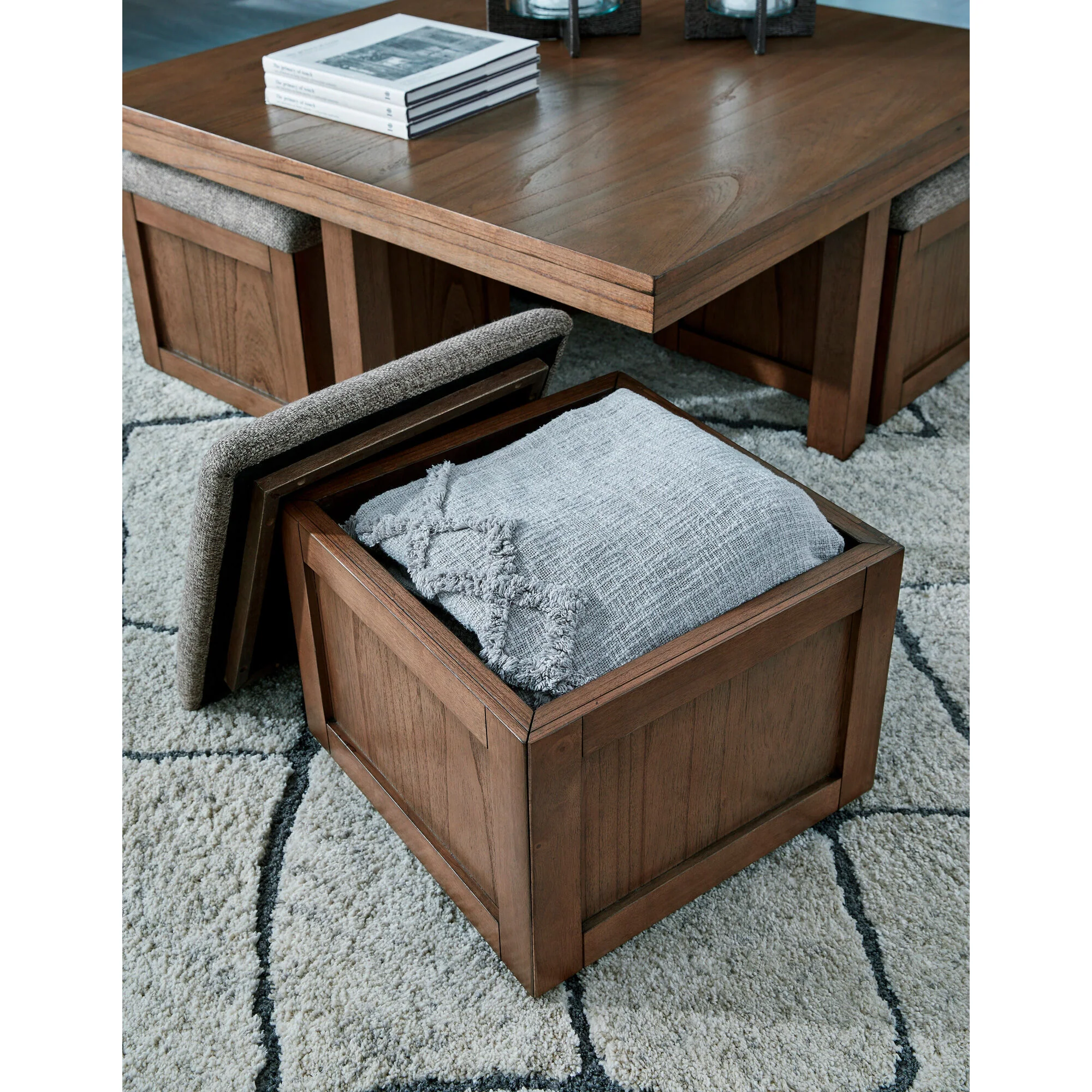 Boardernest Nesting Stool Coffee Table - Image 5
