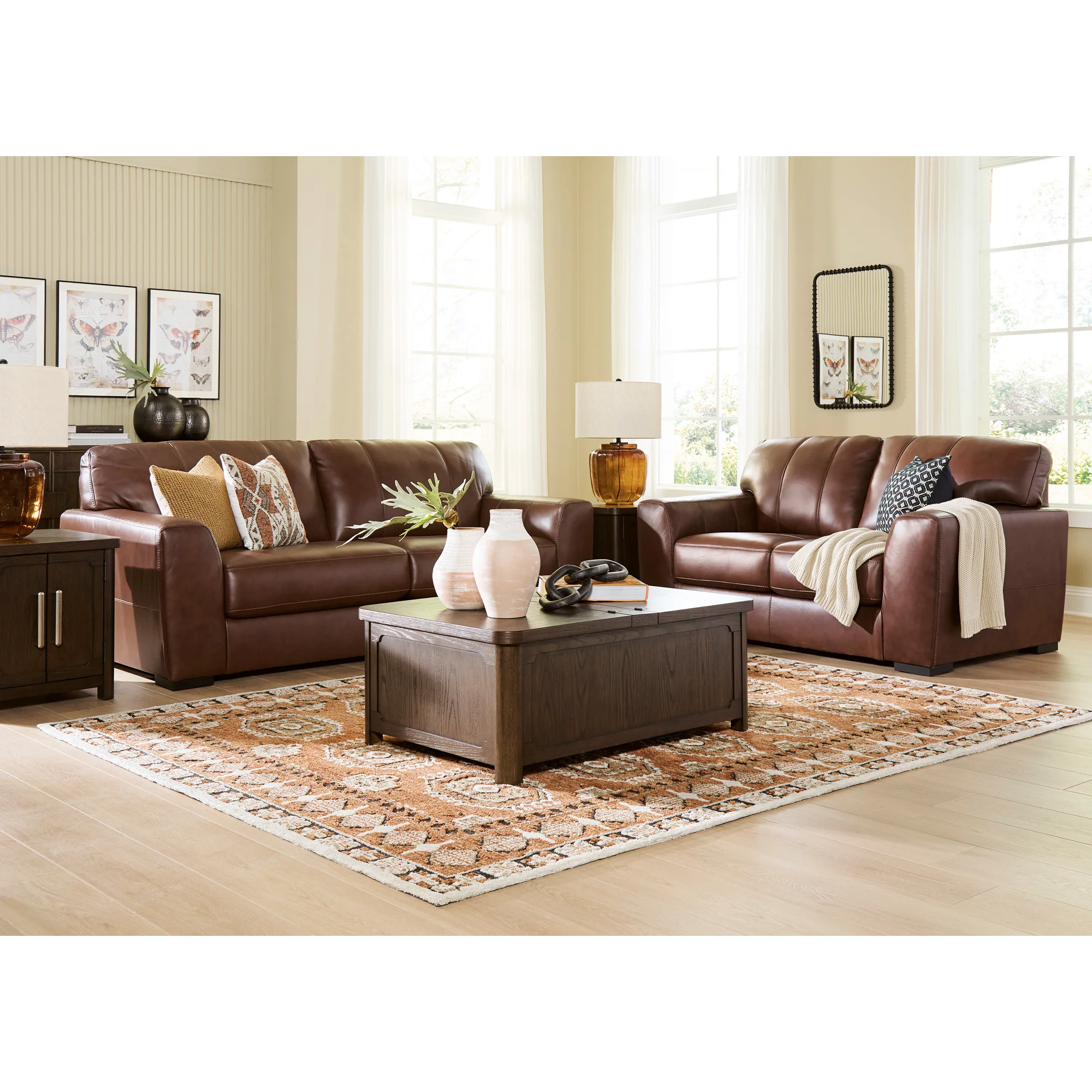 Brogliano Sofa - Image 4