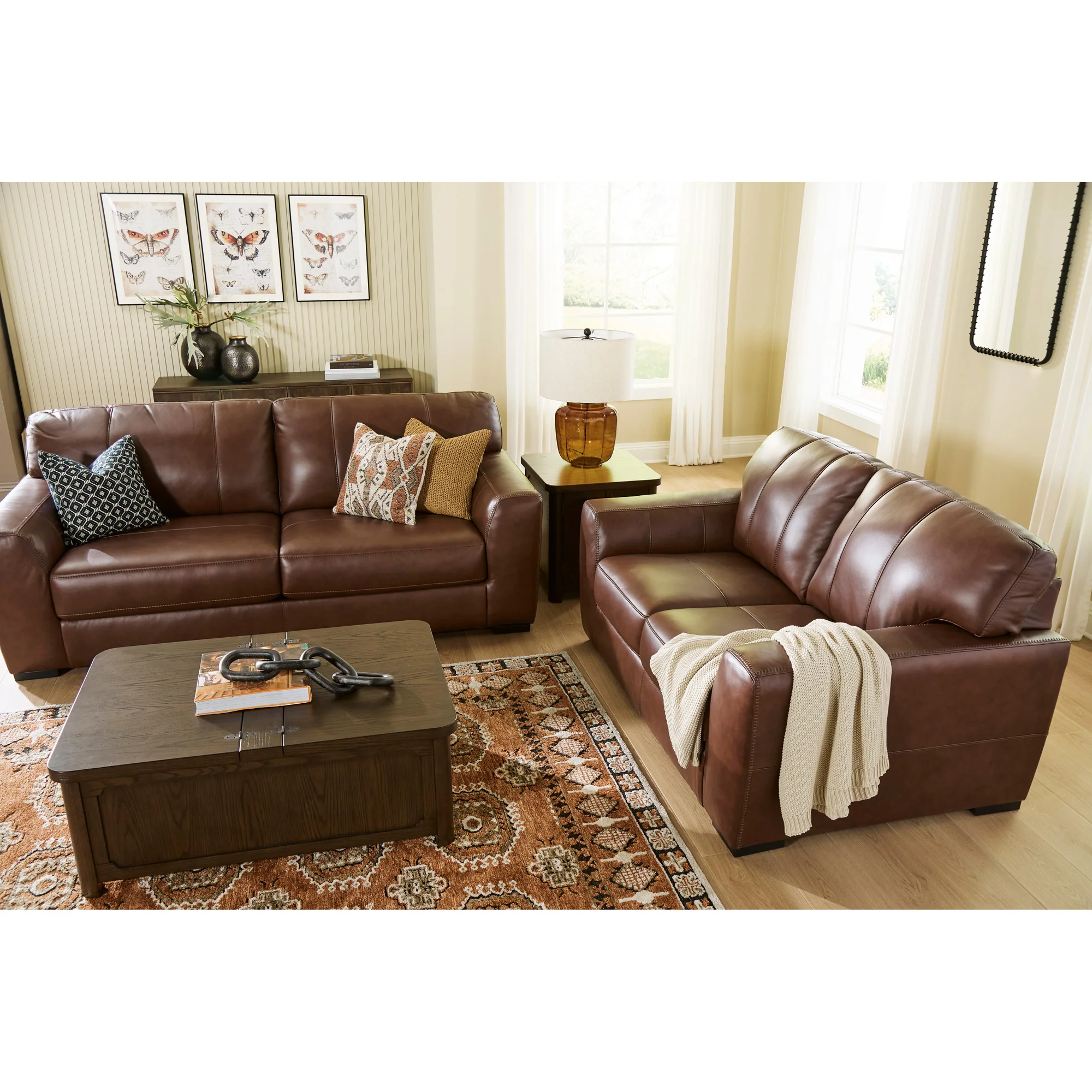 Brogliano Sofa - Image 5