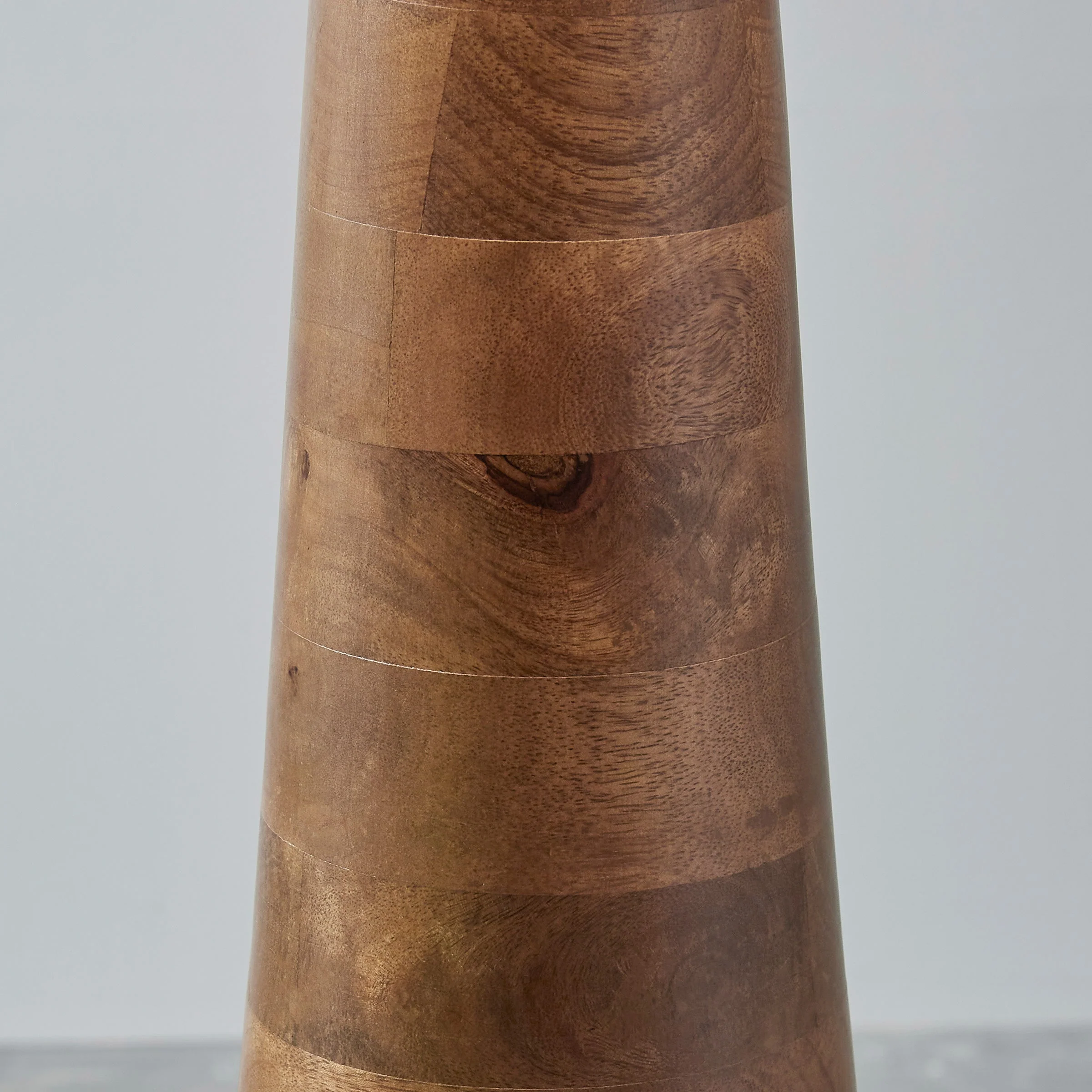 Danset Table Lamp - Image 5