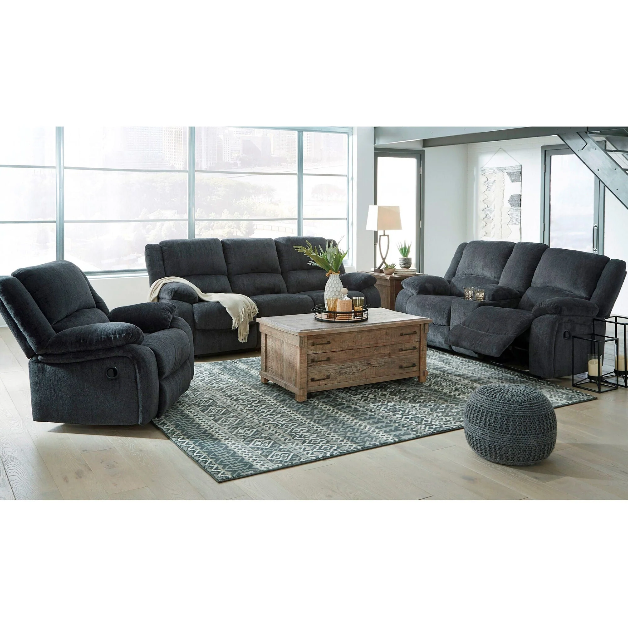 Draycoll Power Rocker Recliner - Image 4