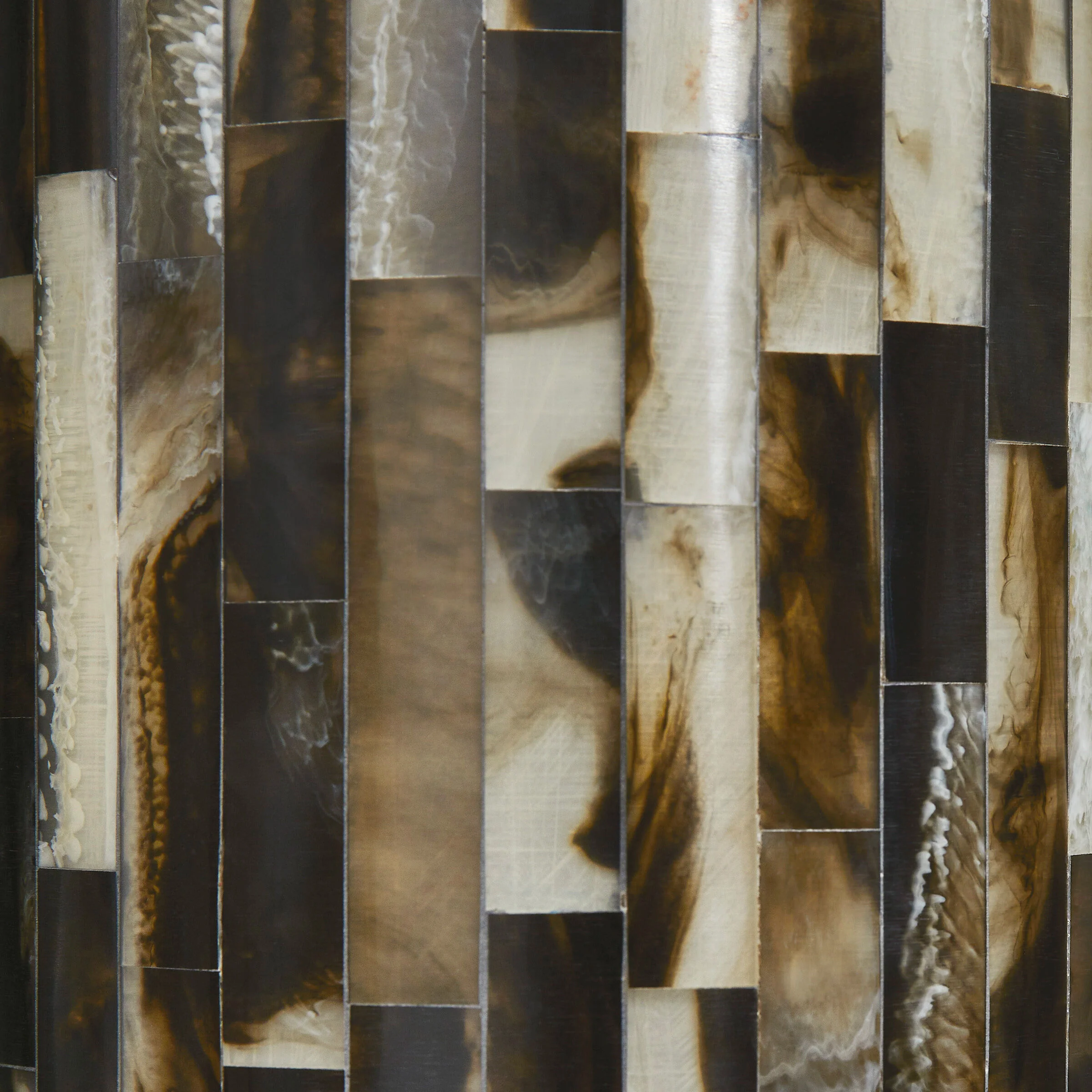 Ellford Table Lamp - Image 3