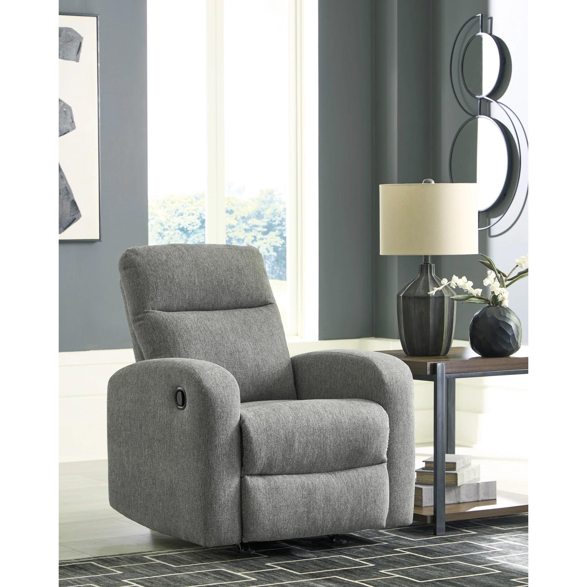 Gauntlet Rocker Recliner - Image 3