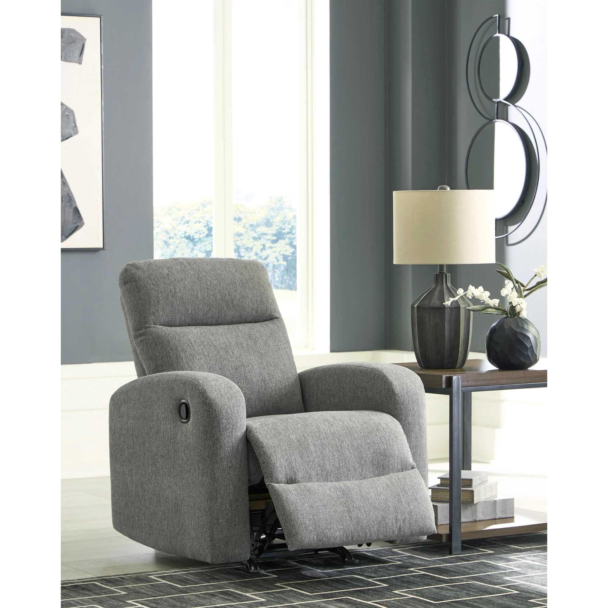 Gauntlet Rocker Recliner - Image 4
