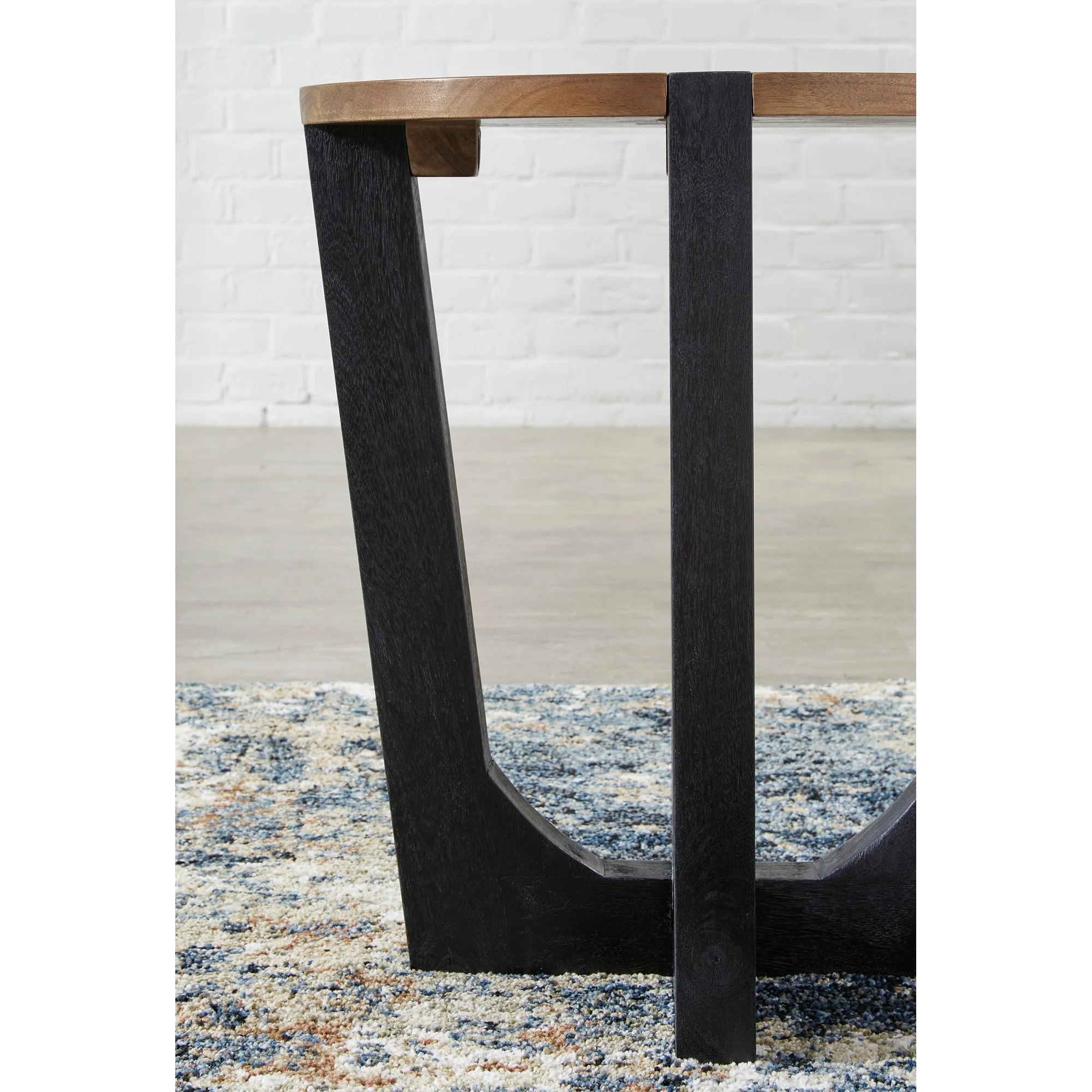 Hanneforth End Table - Image 4