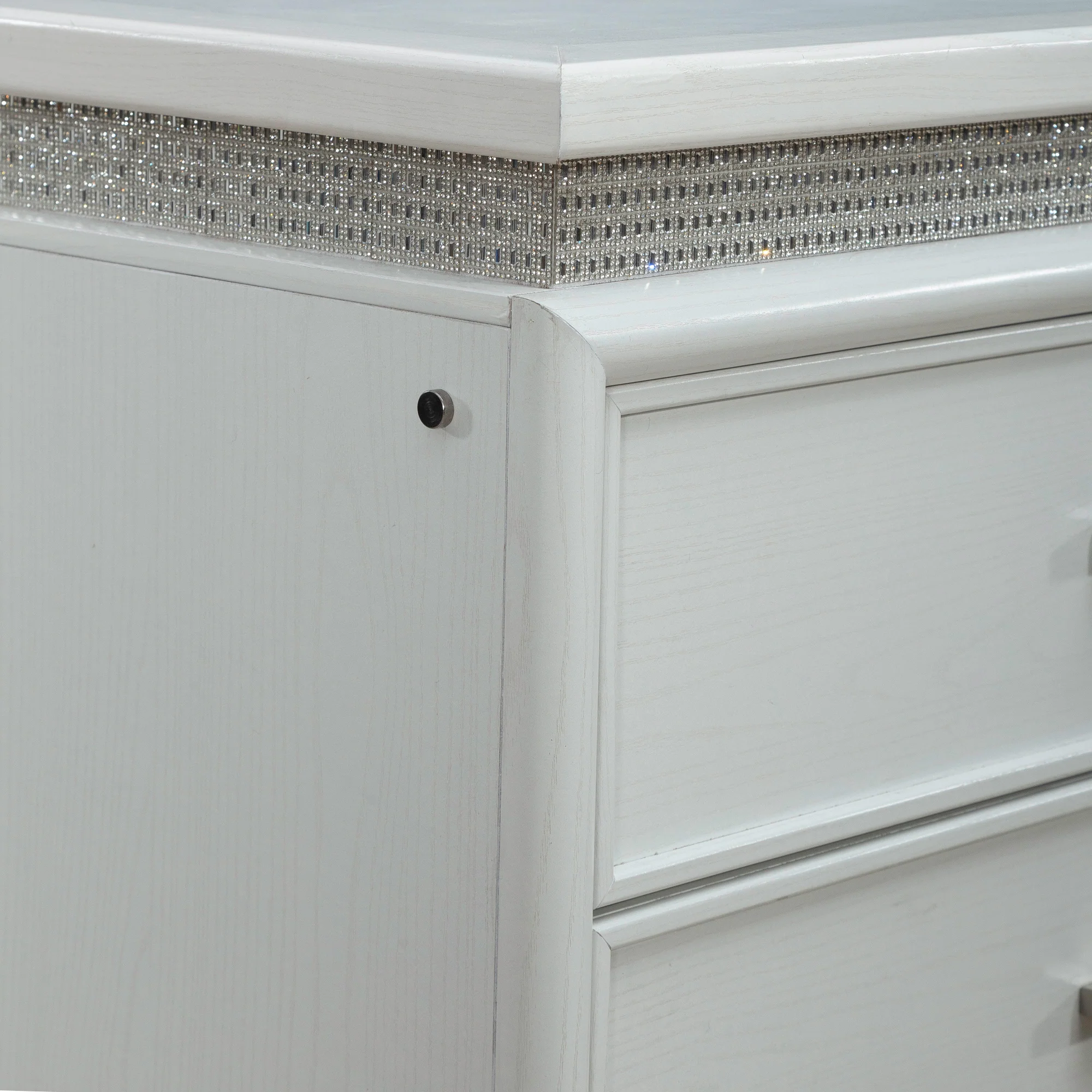 Harlow Lighted Chest - Image 9