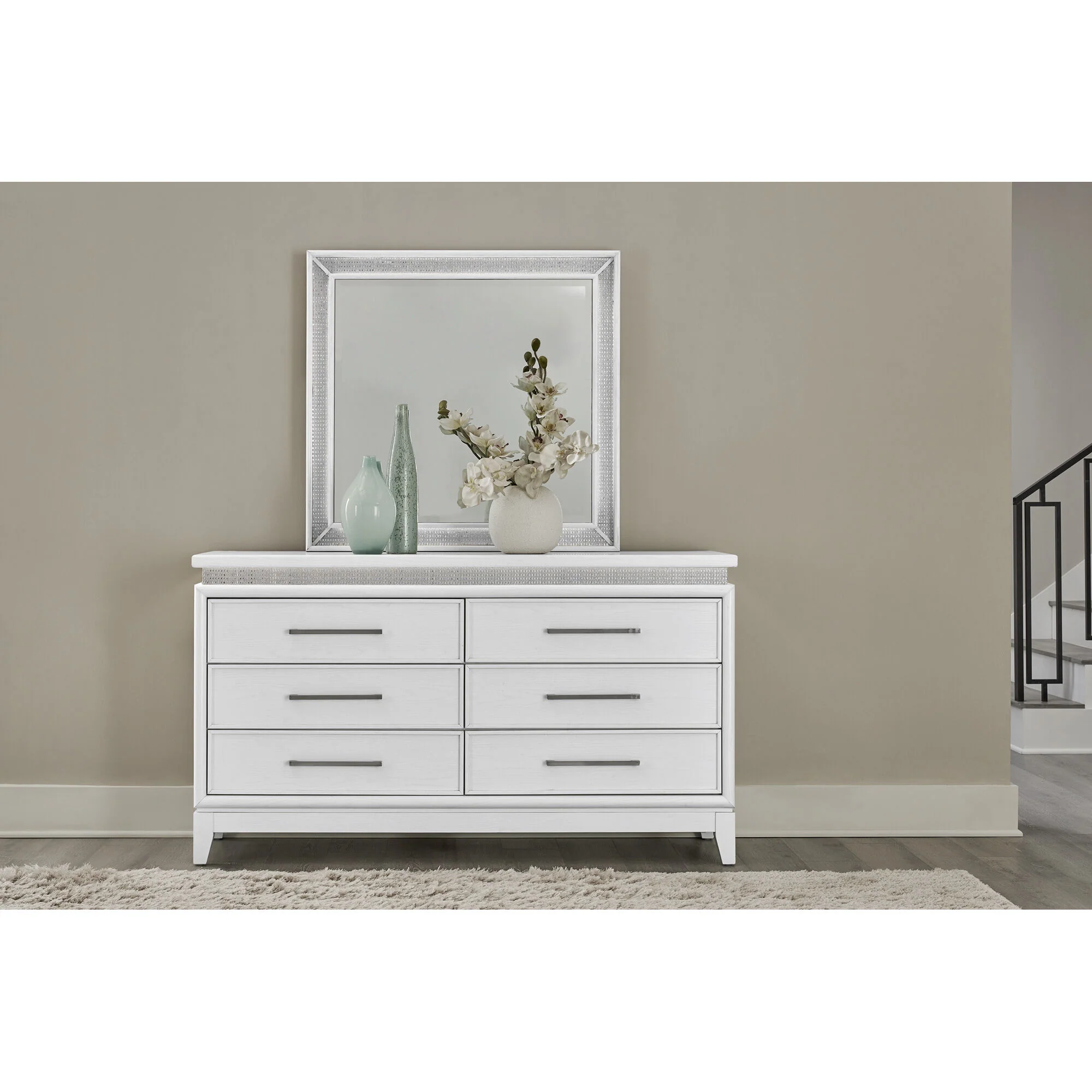 Harlow Lighted Mirror - Image 4