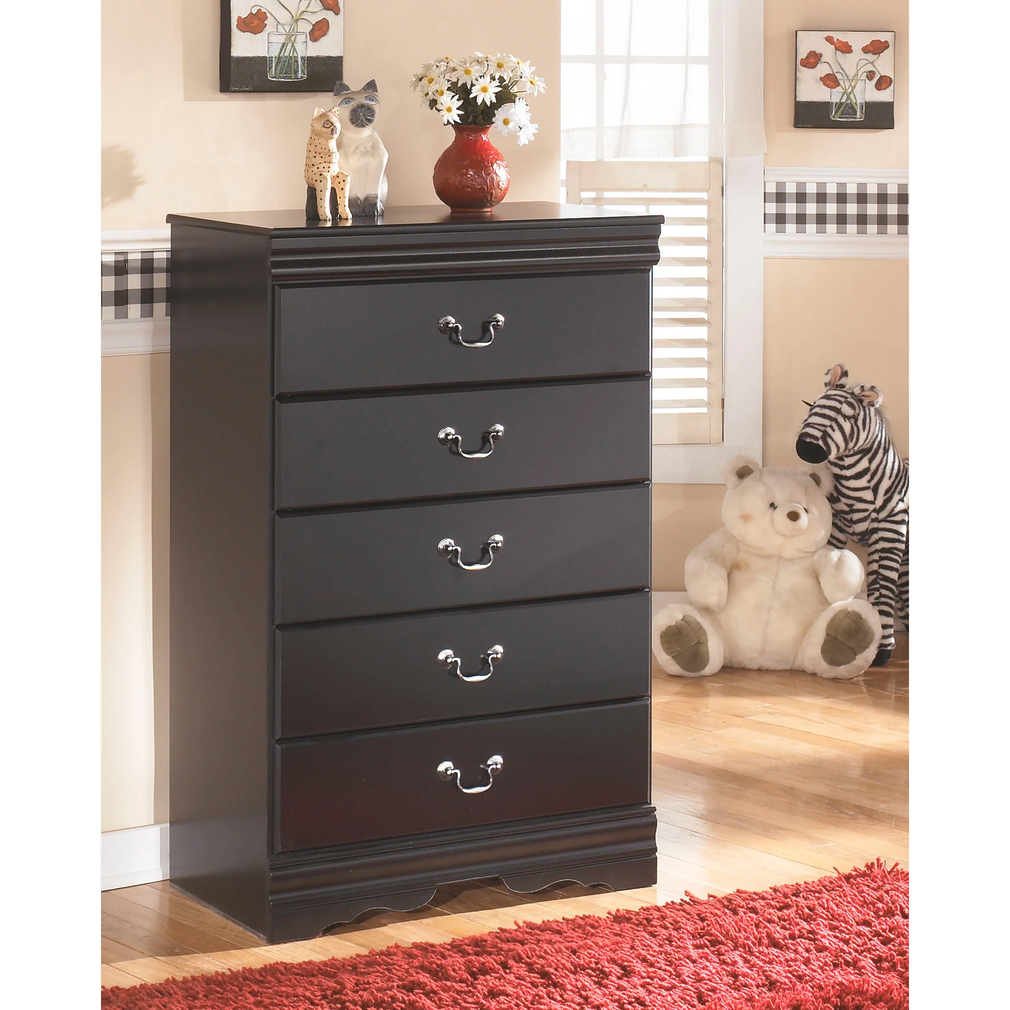 Huey Vineyard Chest of Drawers - Image 2