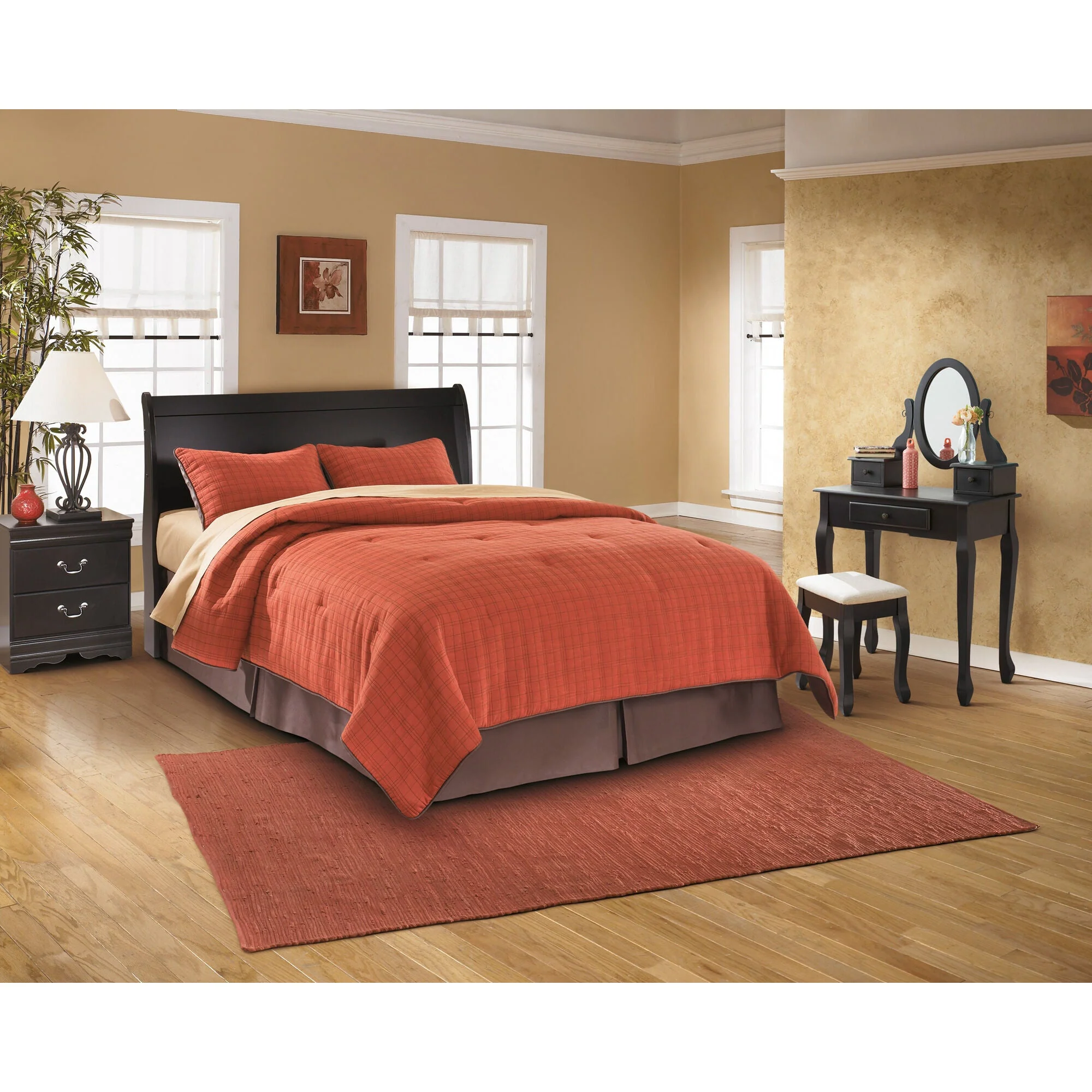 Huey Vineyard Sleigh Headboard - Image 6