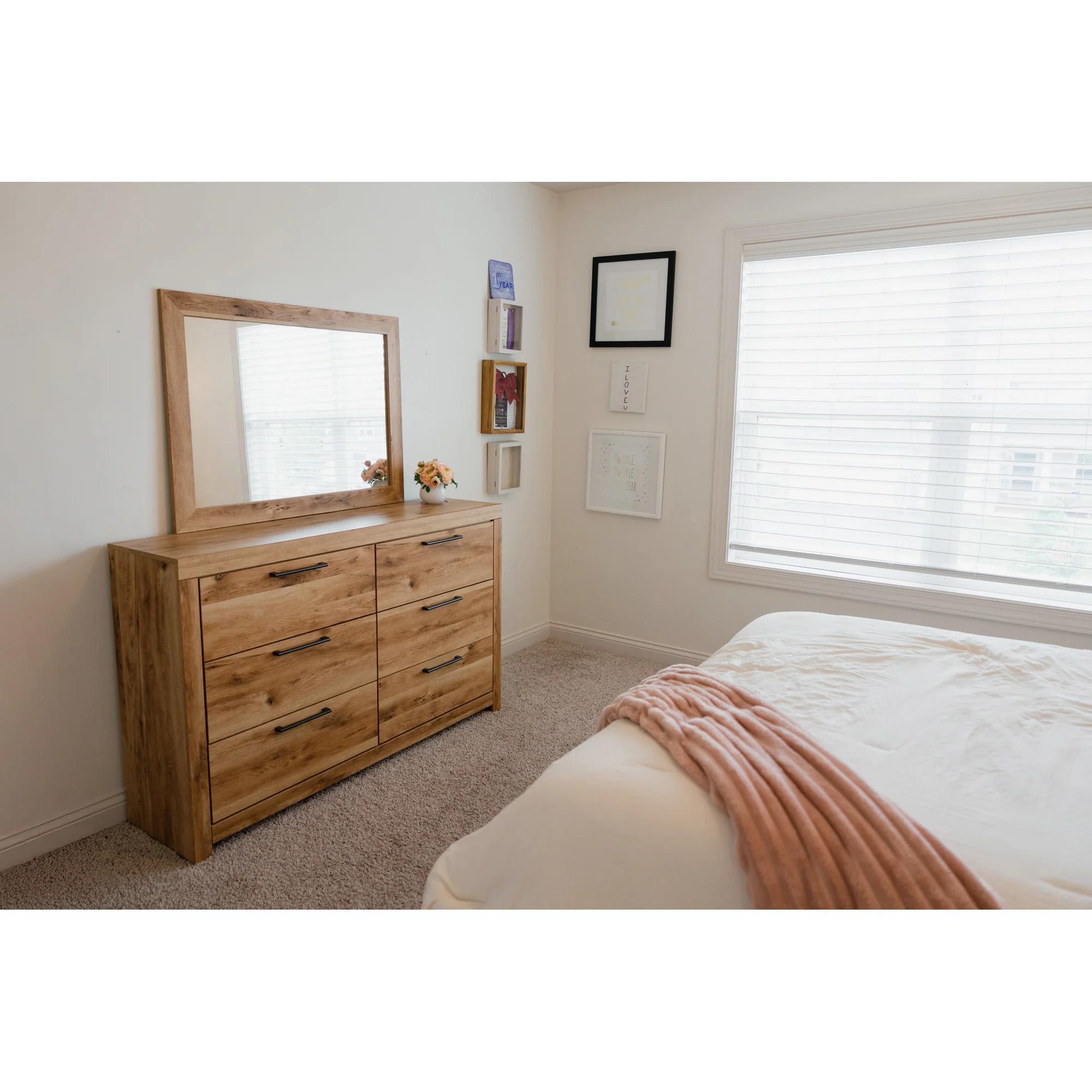 Hyanna Dresser - Image 3