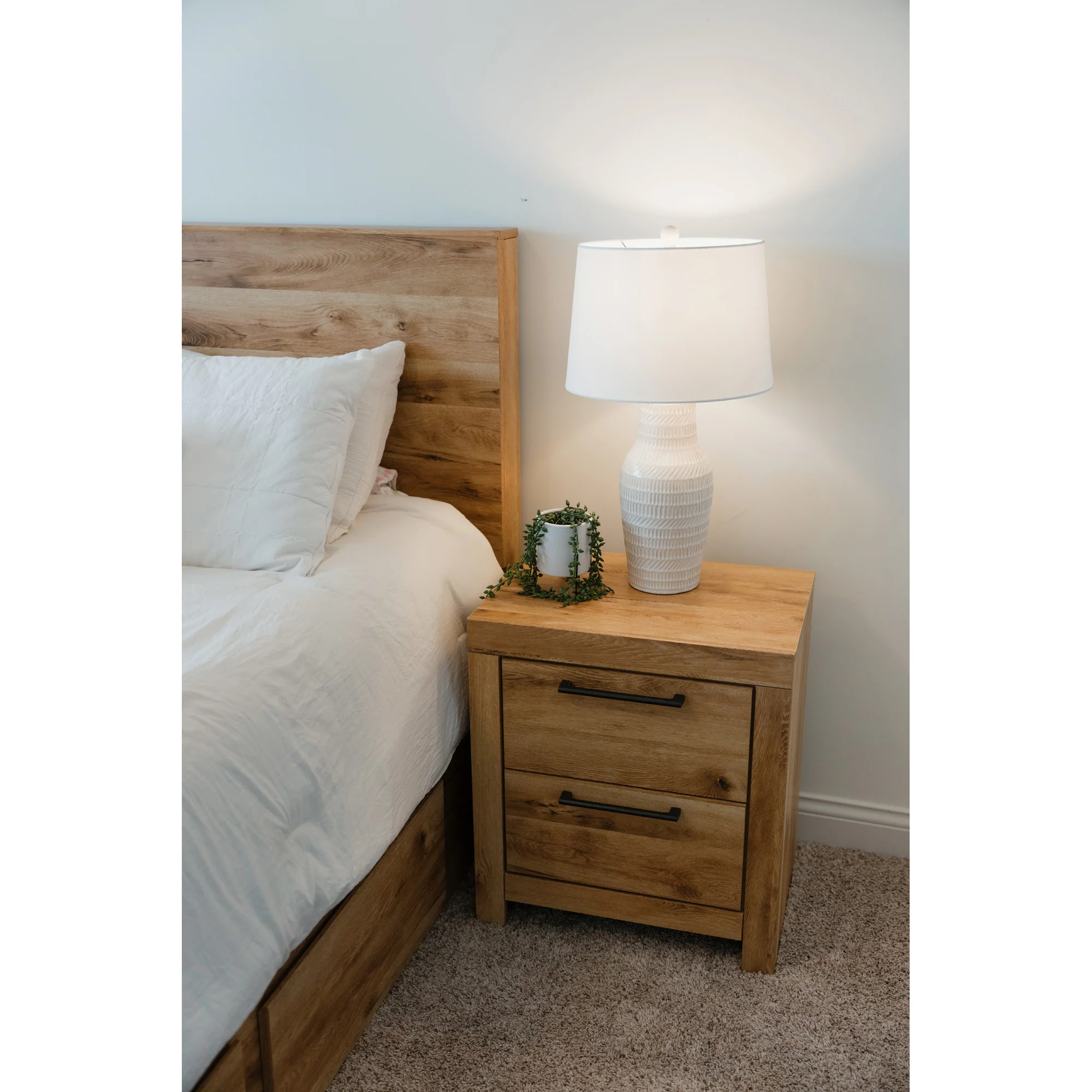 Hyanna Nightstand - Image 3