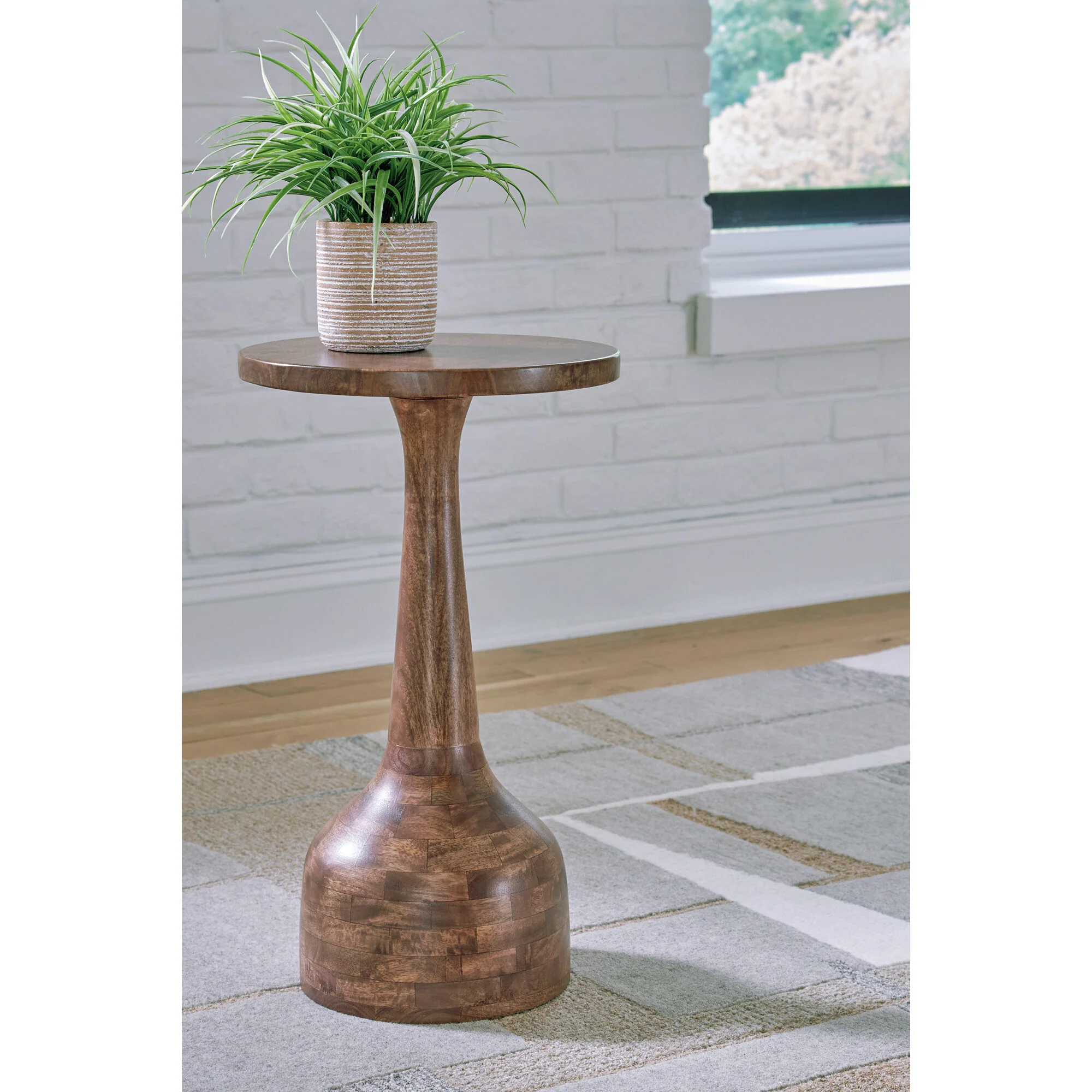 Joville Accent Table - Image 2