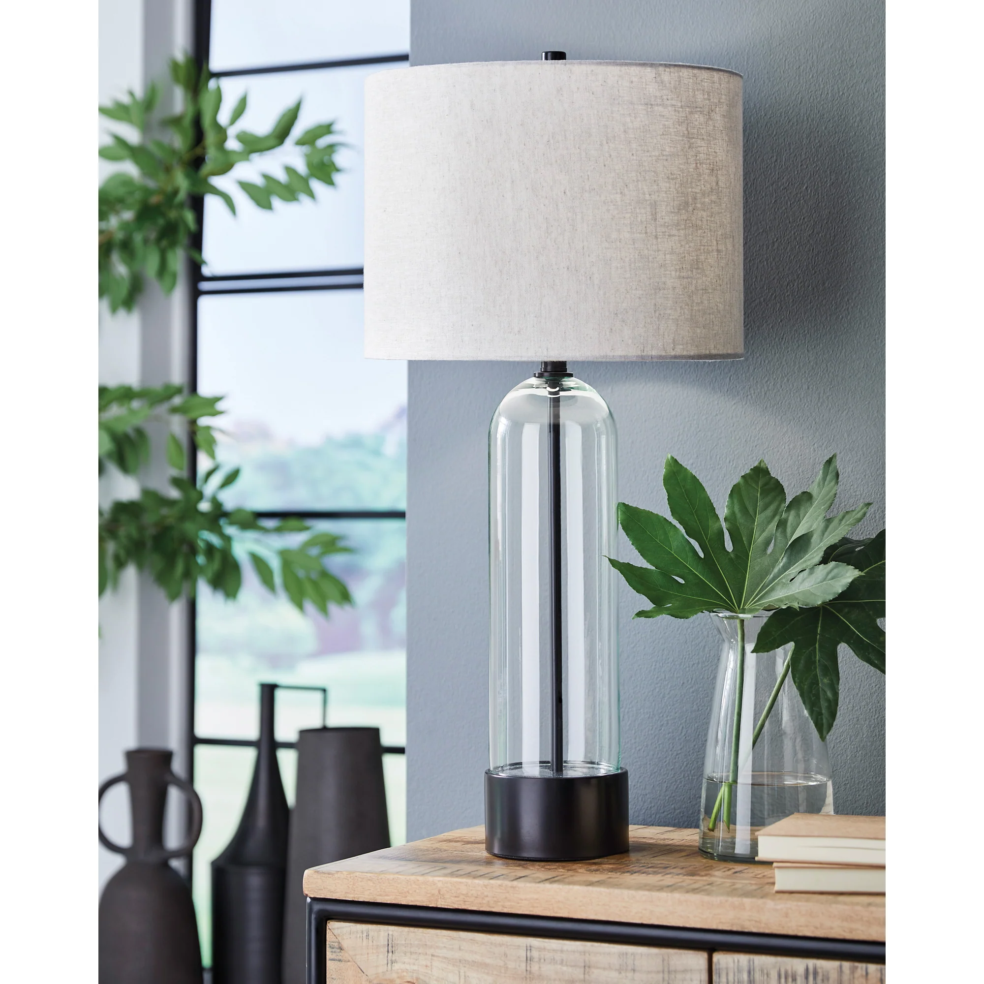 Kerrbrook Table Lamp - Image 3