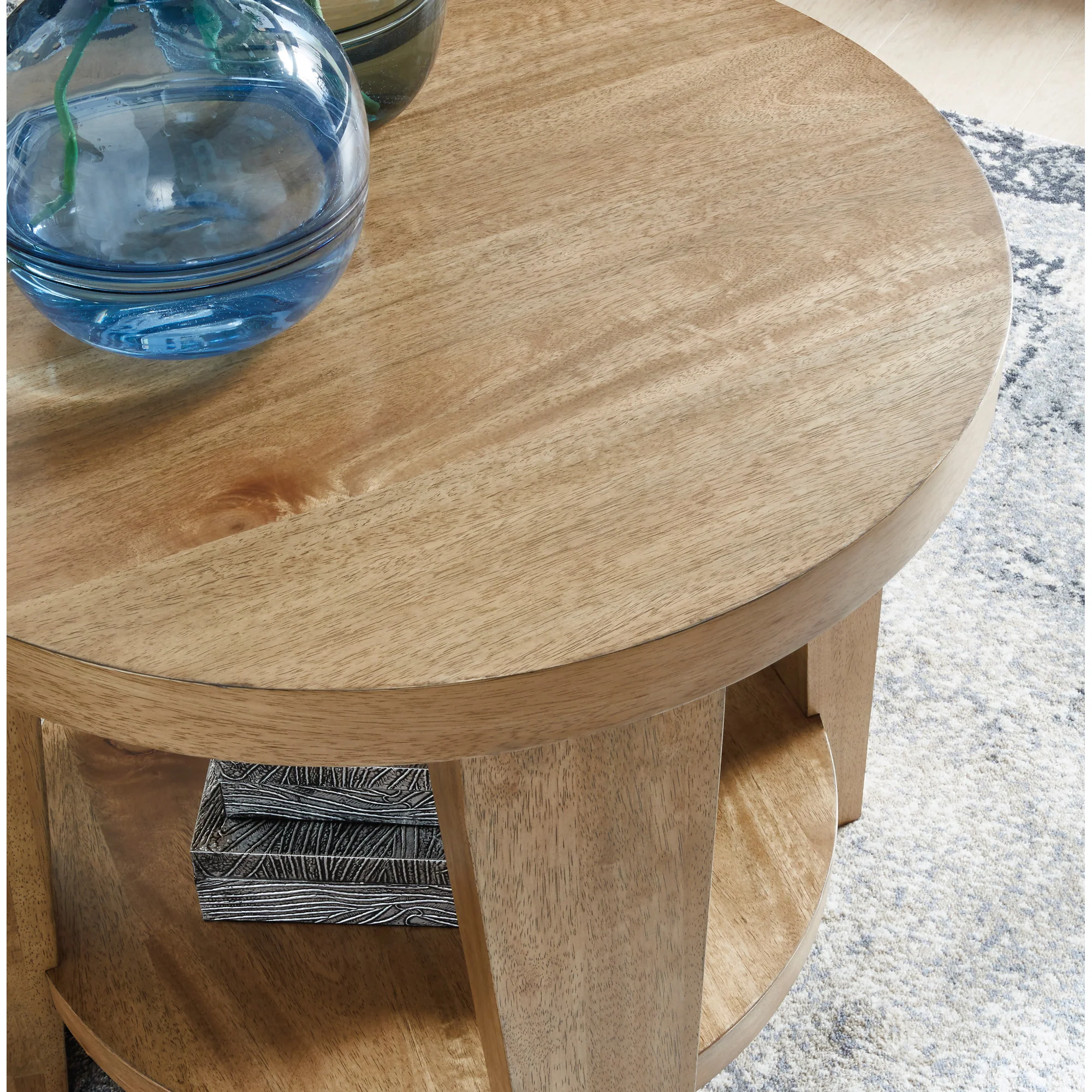 Kristiland End Table - Image 4