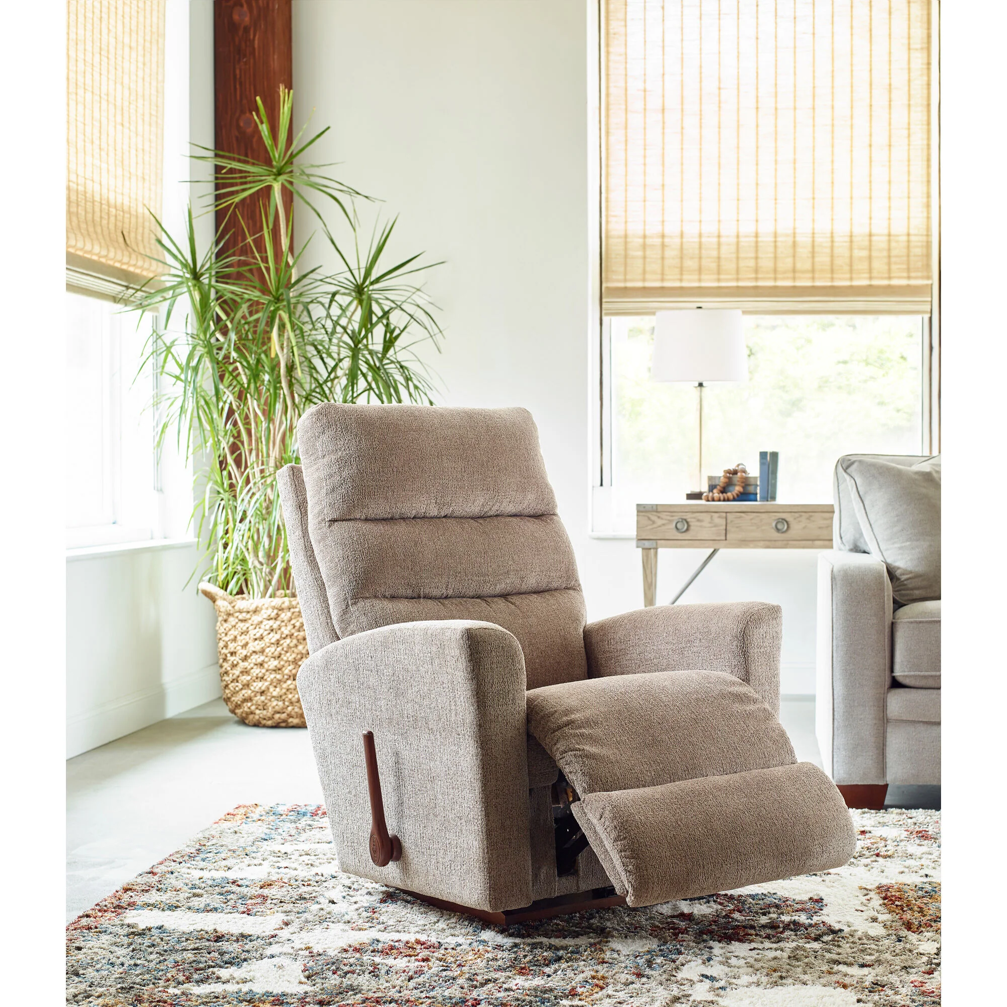Liam Rocker Recliner - Image 10