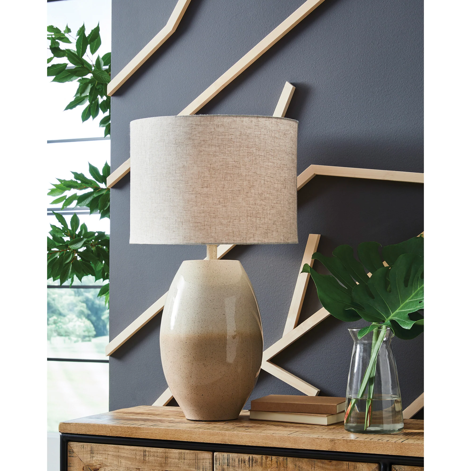 Linas Table Lamp - Image 2