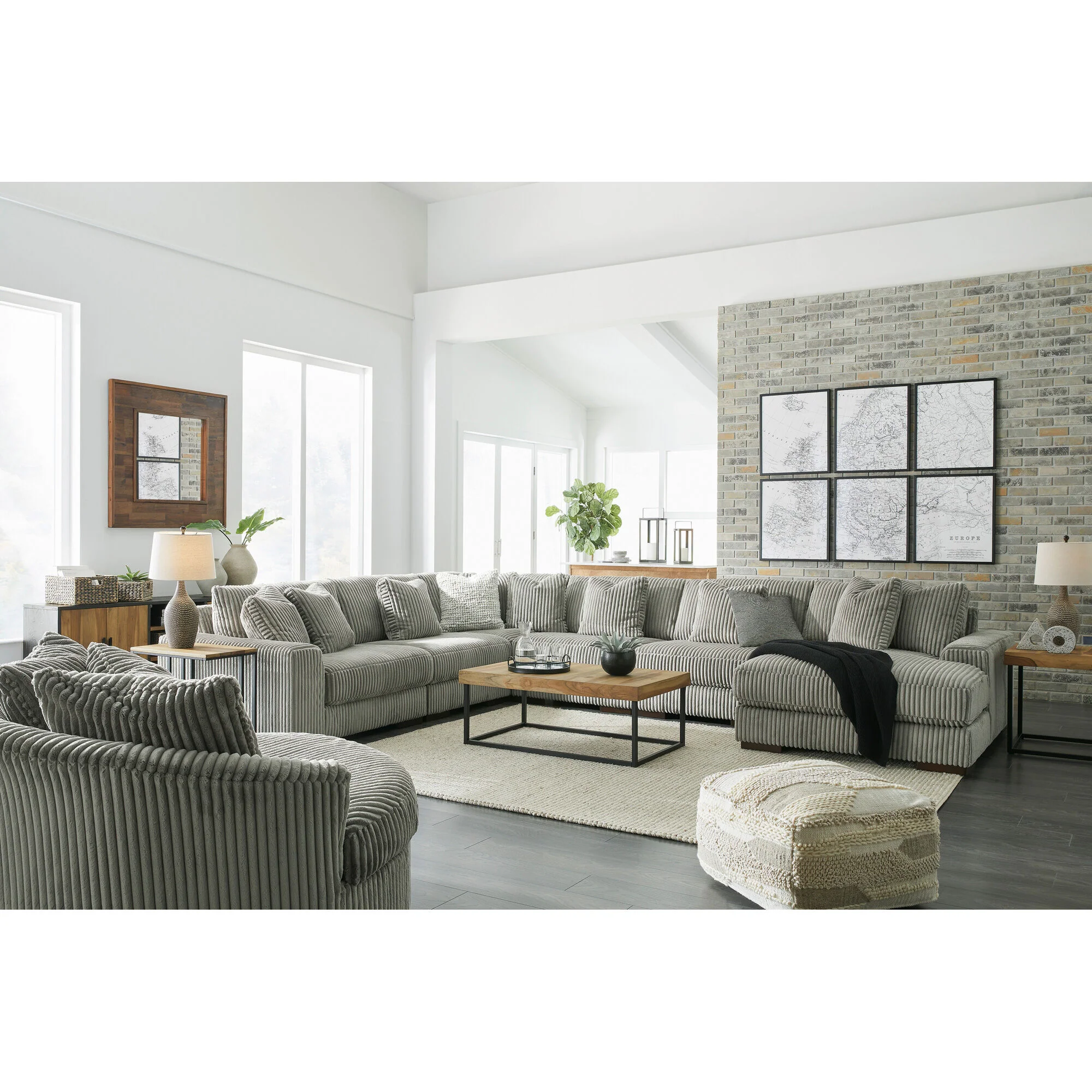 Lindyn Oversized Swivel Accent Chair - Image 11