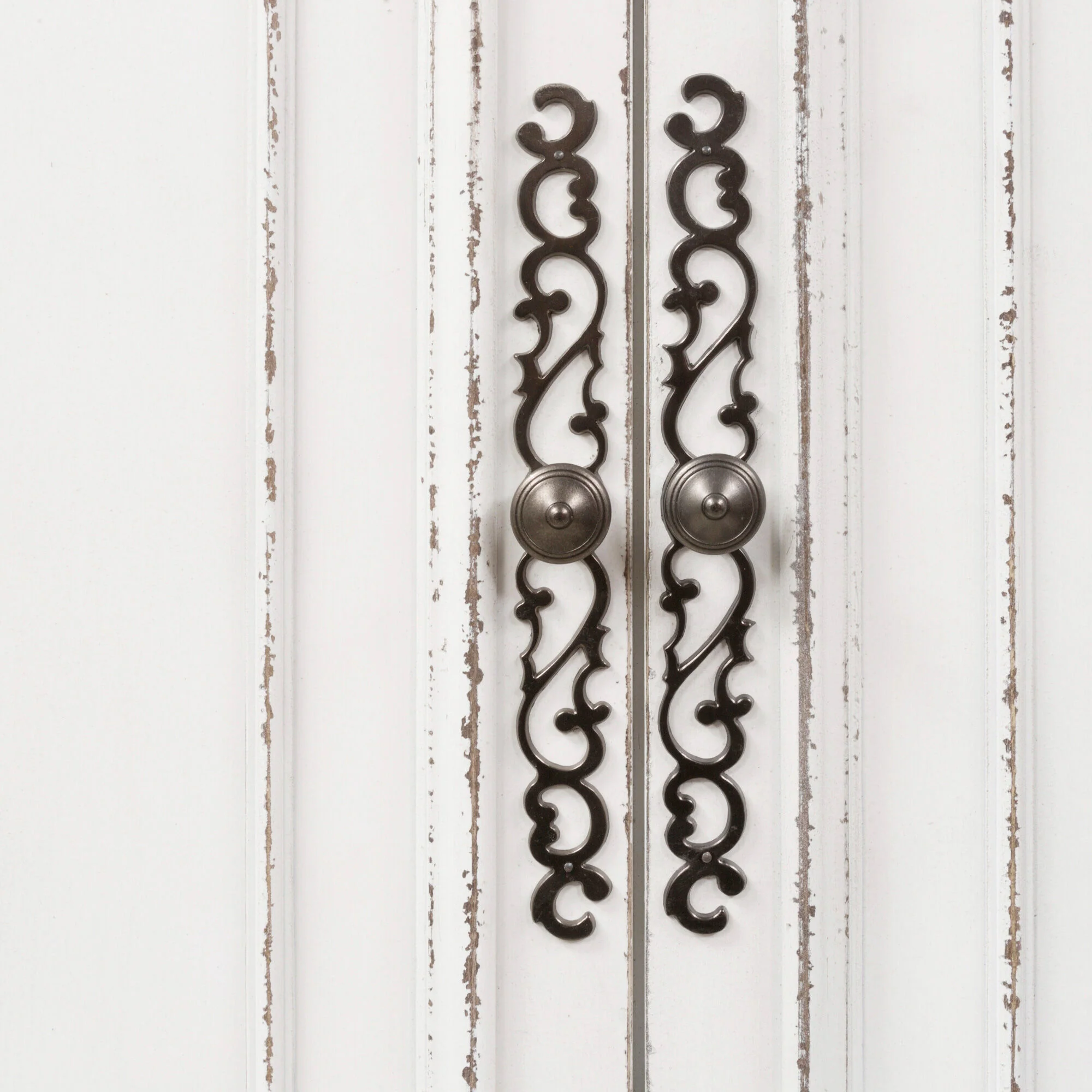 Magnolia Manor Armoire - Image 3