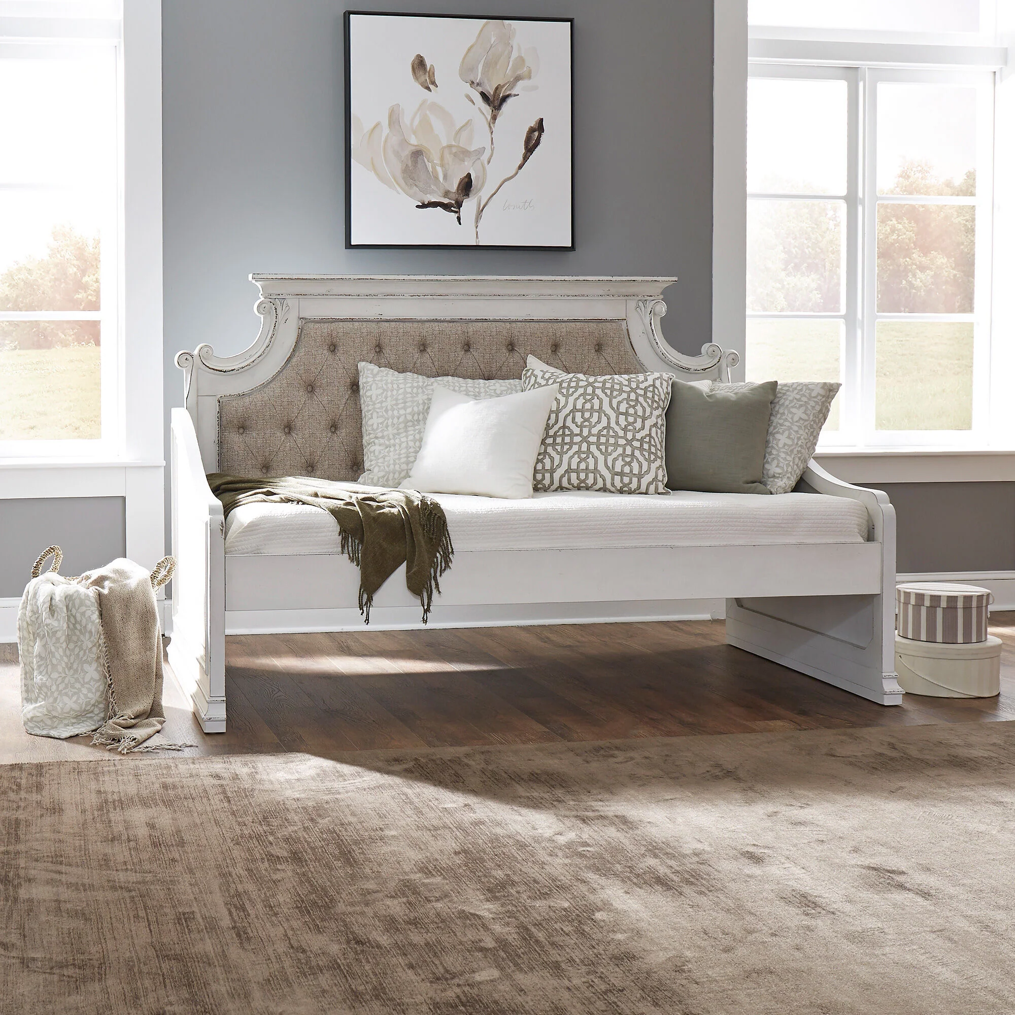 Magnolia Manor Daybed - Image 2
