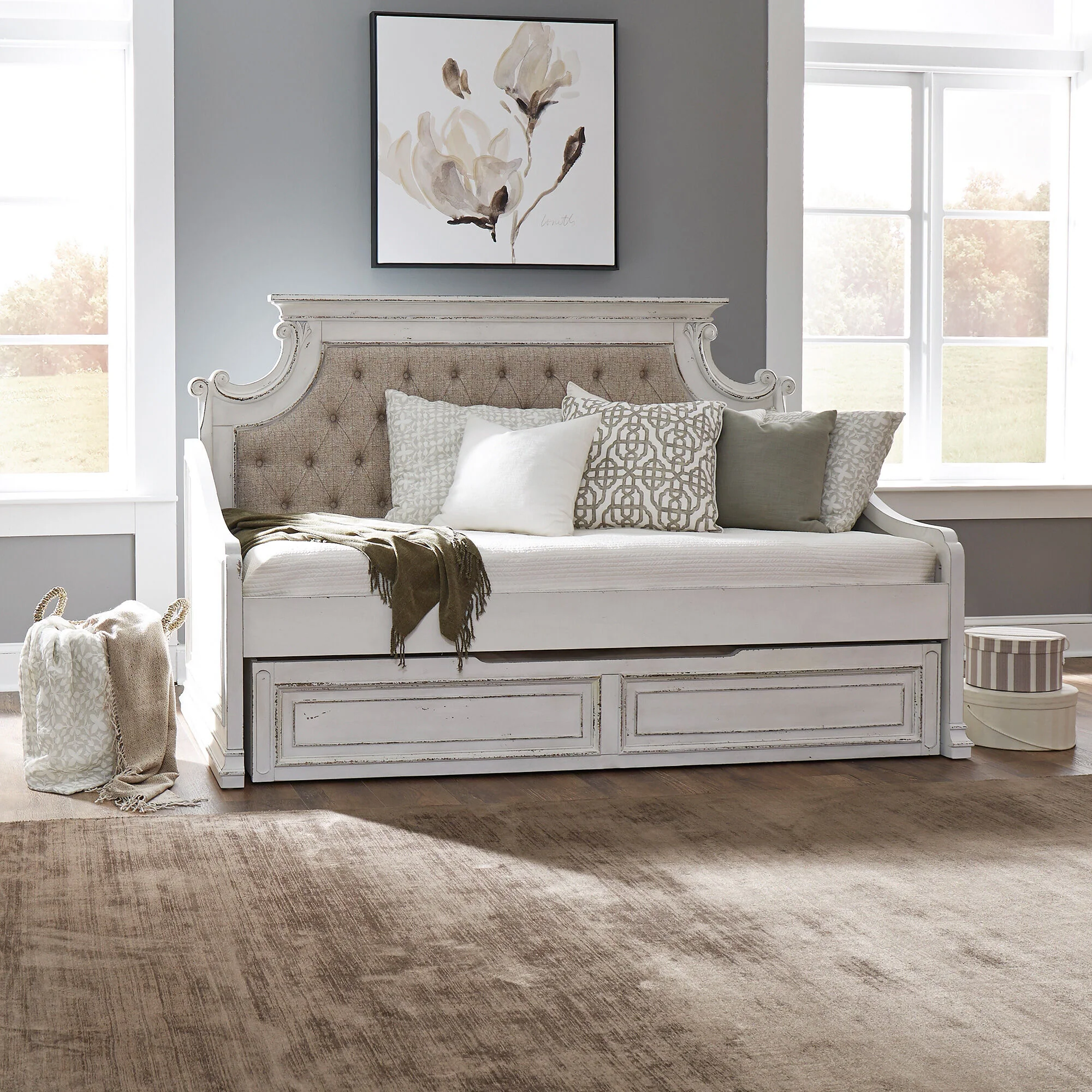 Magnolia Manor Daybed with Trundle - Image 2