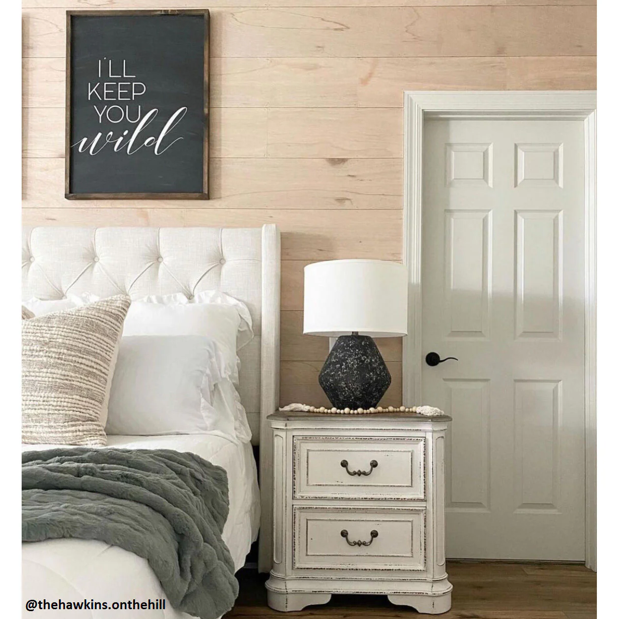Magnolia Manor Nightstand - Image 3