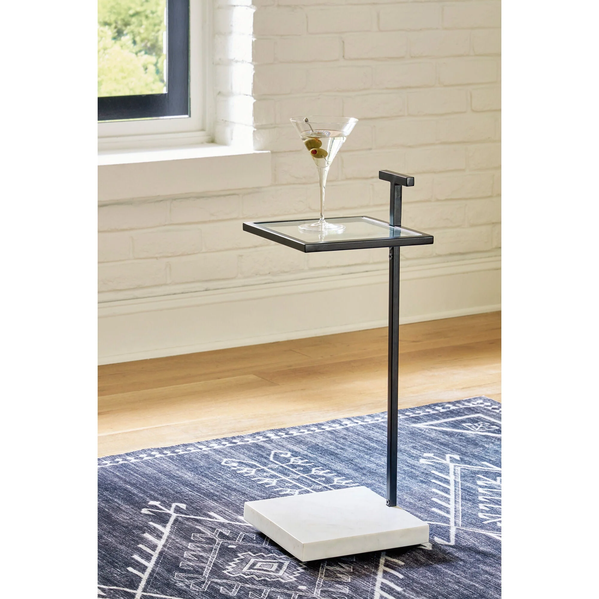 Mannill Accent Table - Image 3