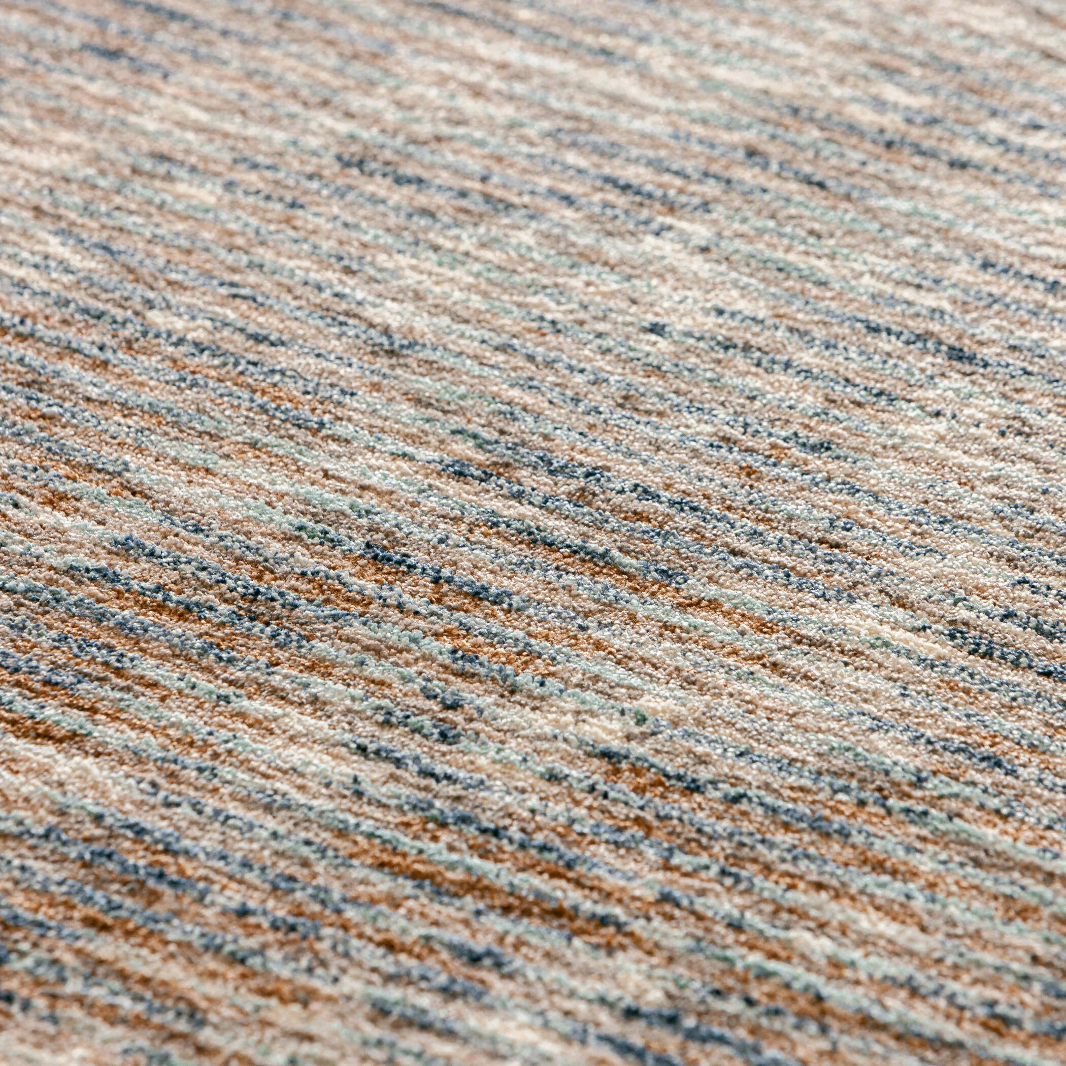 Neola 10 Rug - Image 2