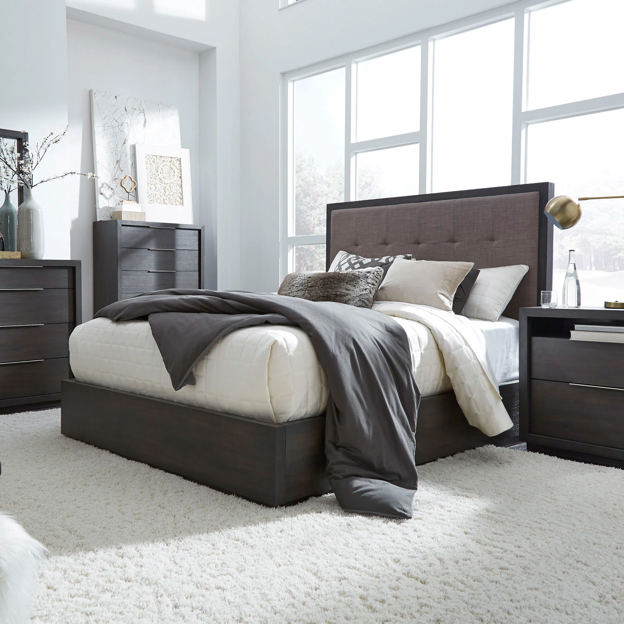 Oxford Panel Bed - Image 3