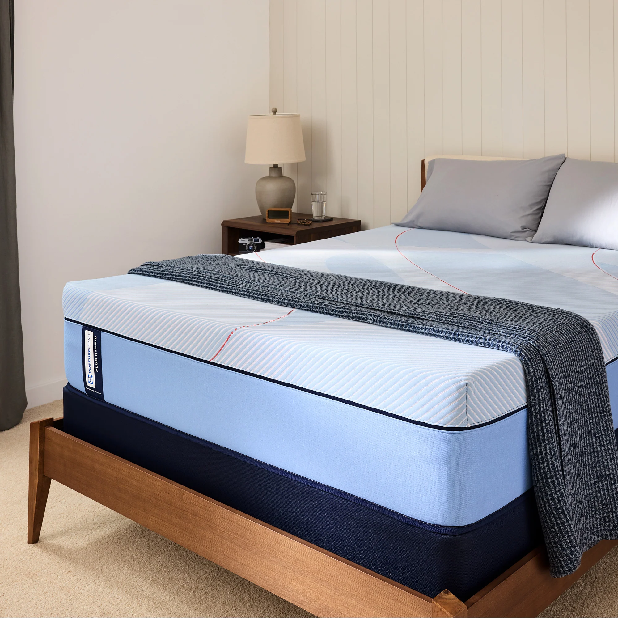 Sealy Posturepedic Plus Hagerstown Medium Hybrid Mattress - Image 52