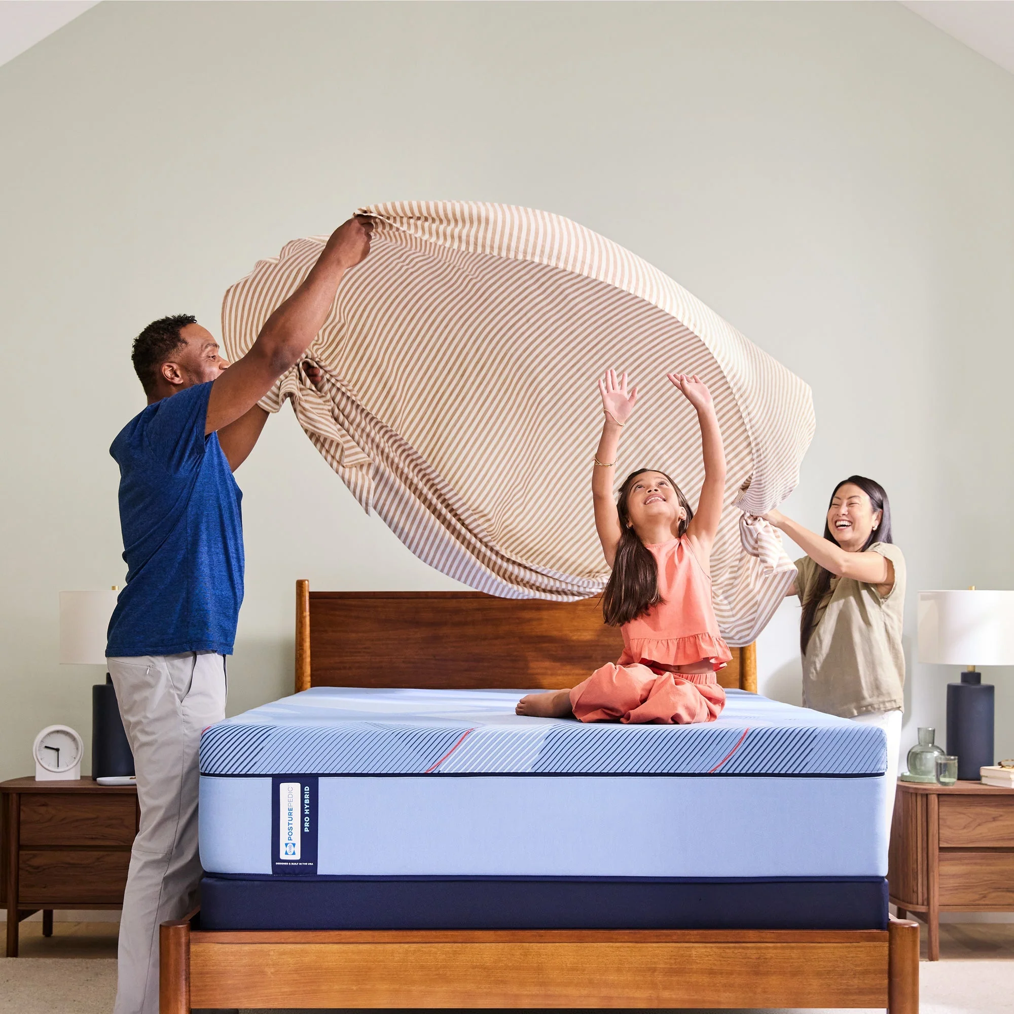 Sealy Posturepedic Pro Indianapolis Medium Hybrid Mattress - Image 2