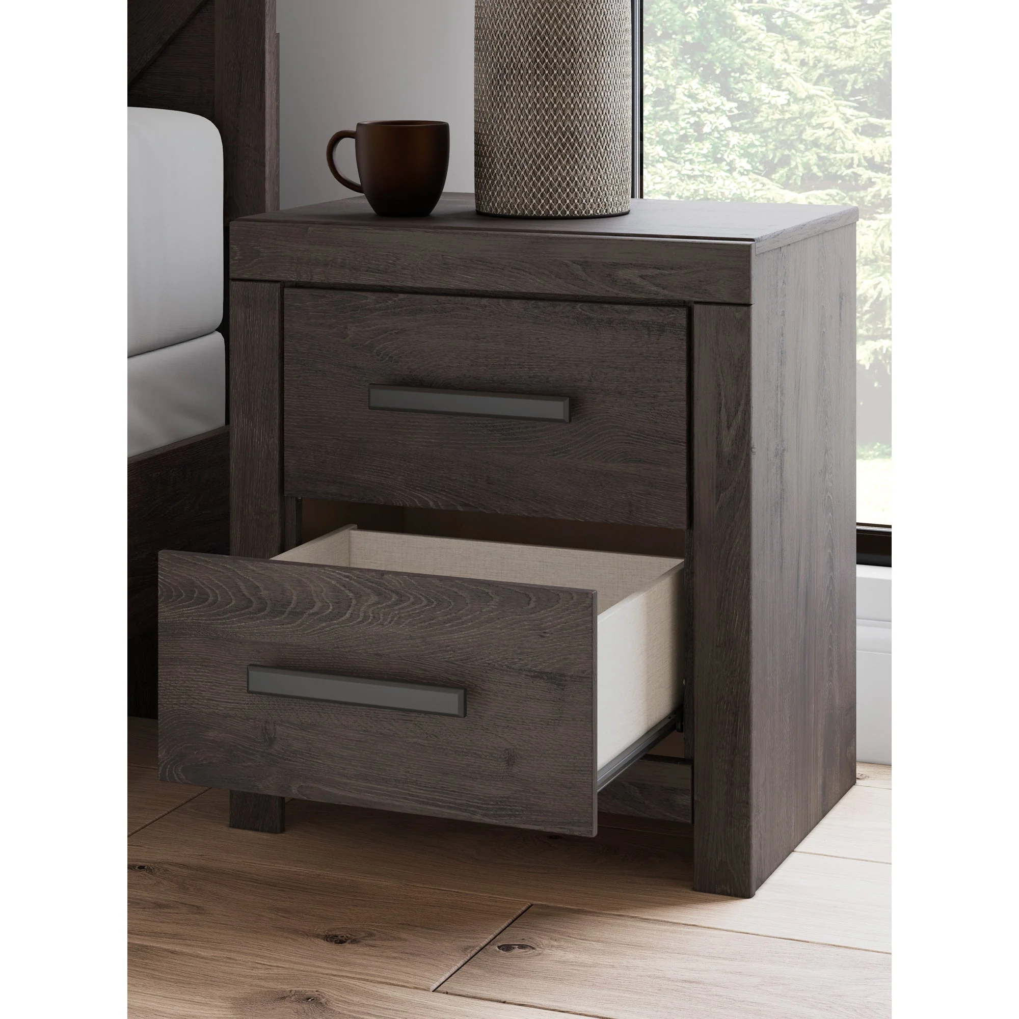 Prendonea Nightstand - Image 4