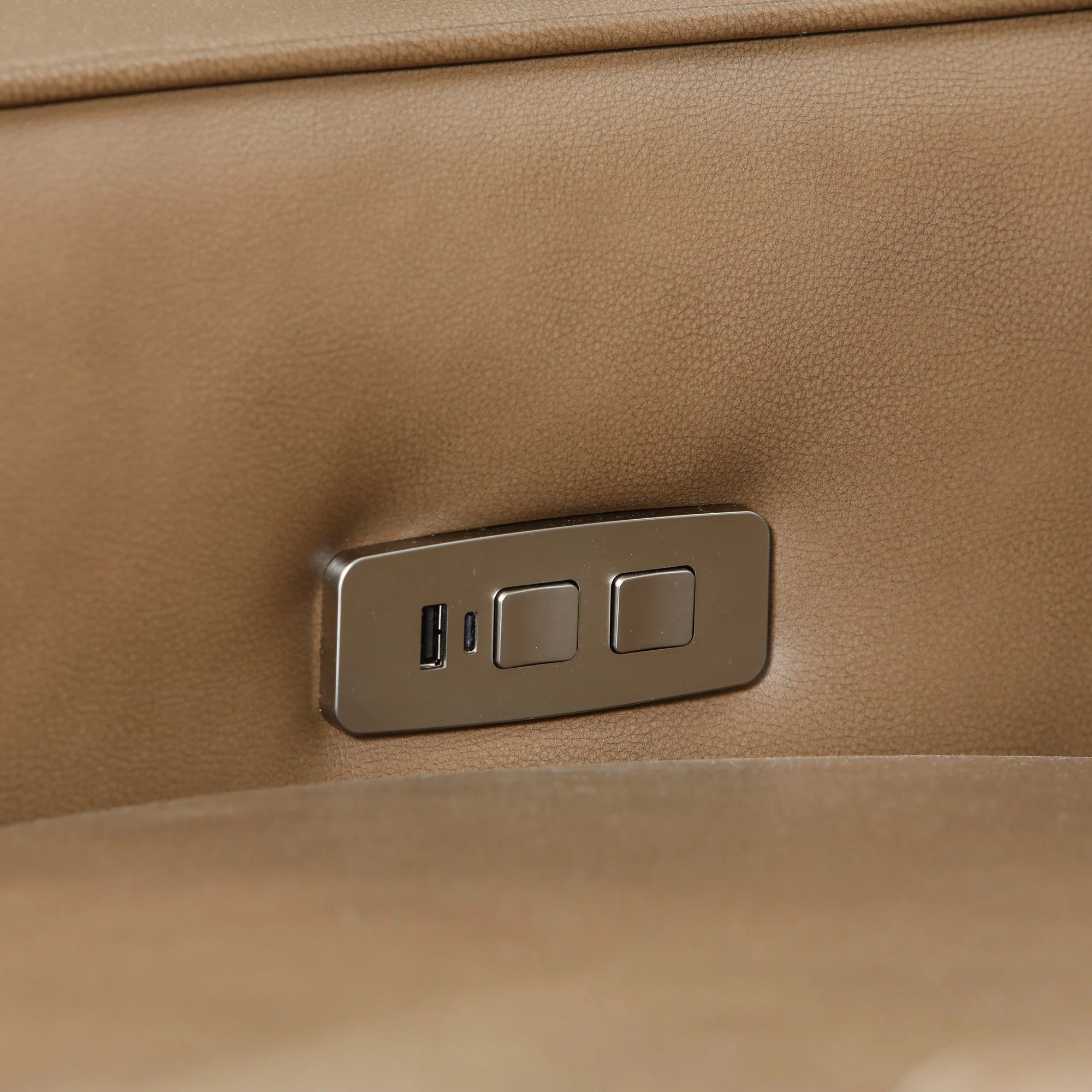 Primrose Hill Leather Power Recliner - Image 7