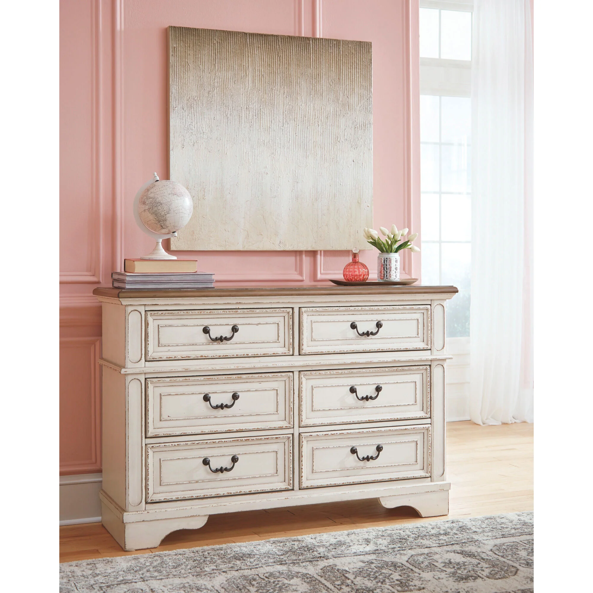 Realyn Dresser - Image 2