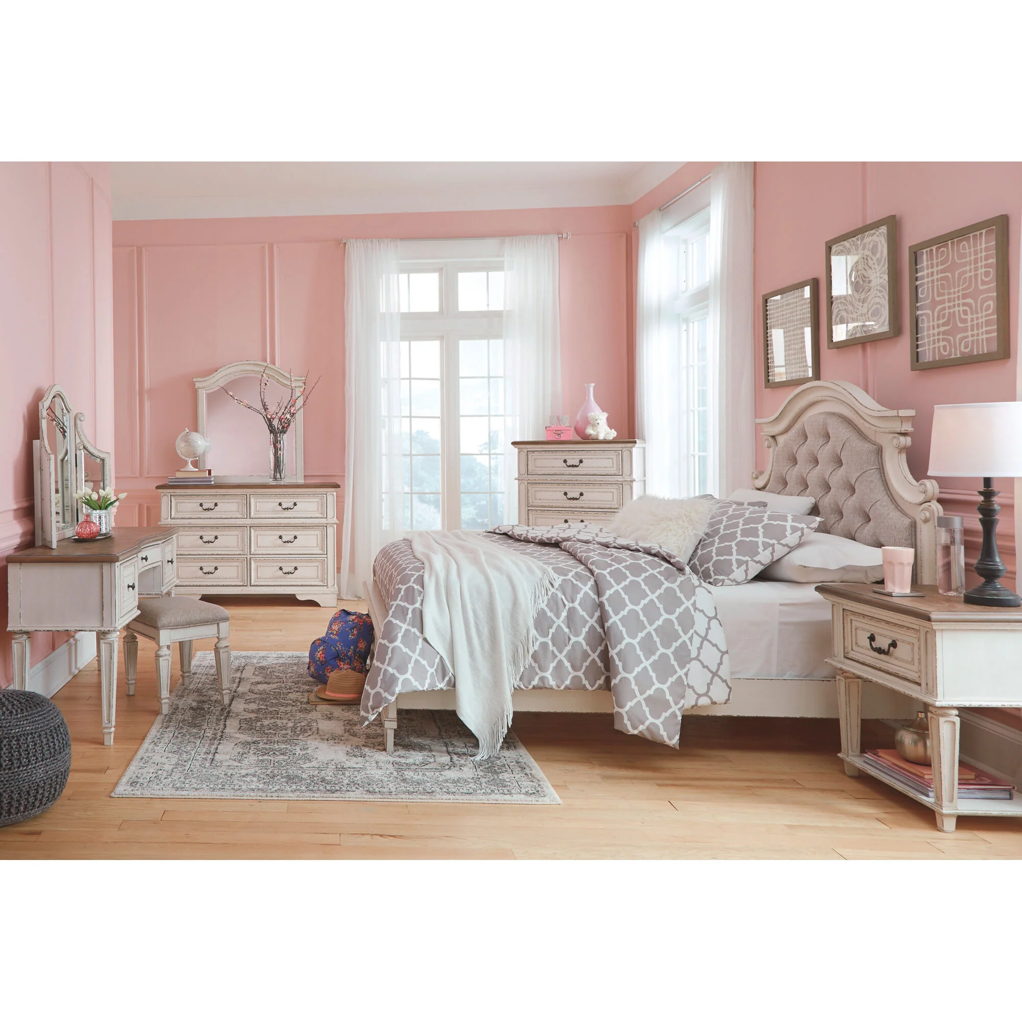 Realyn Nightstand - Image 7