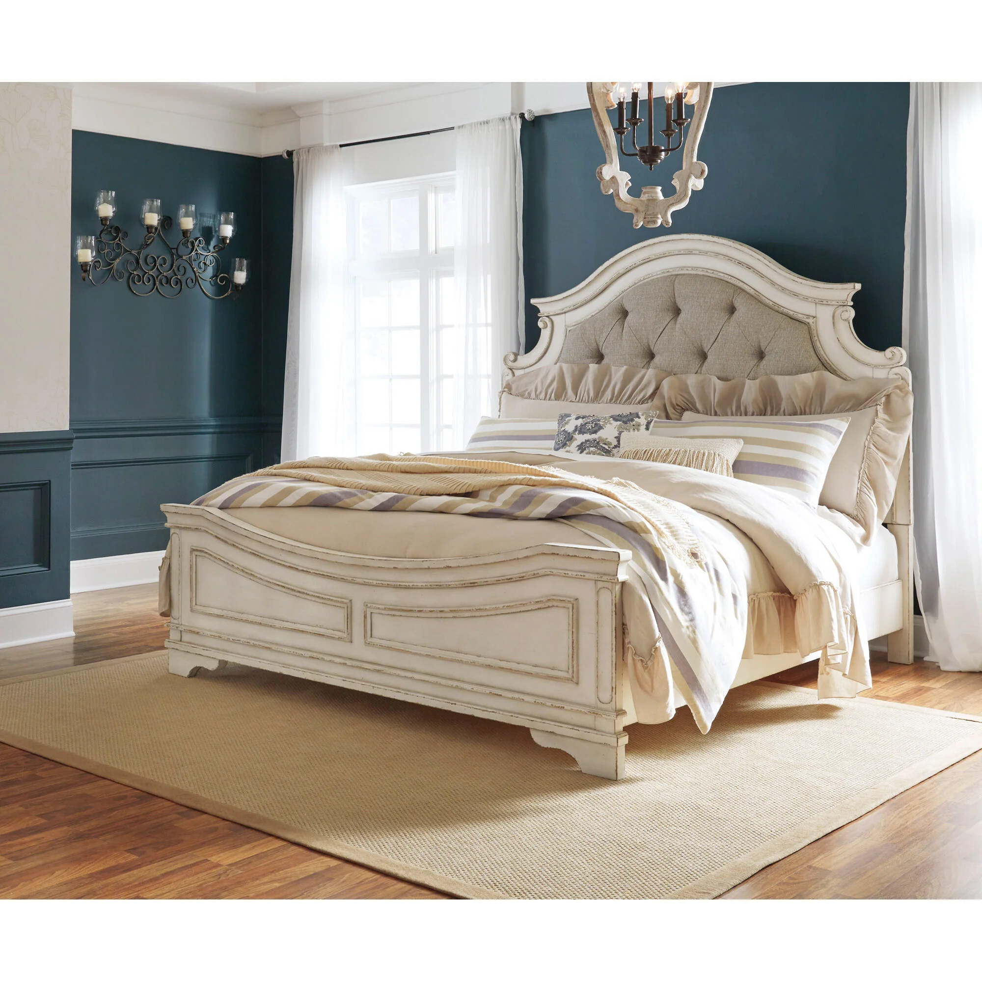 Realyn Upholstered Panel Bed - Image 4