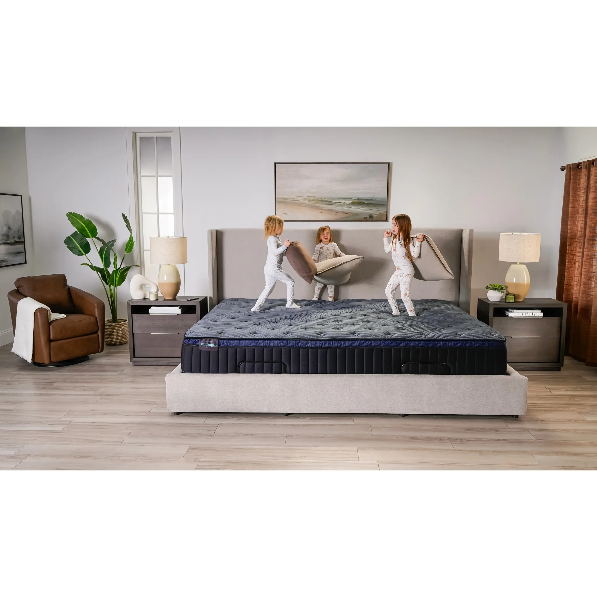 Slumberland Midnight Select Medium Tight Top Mattress - Image 39