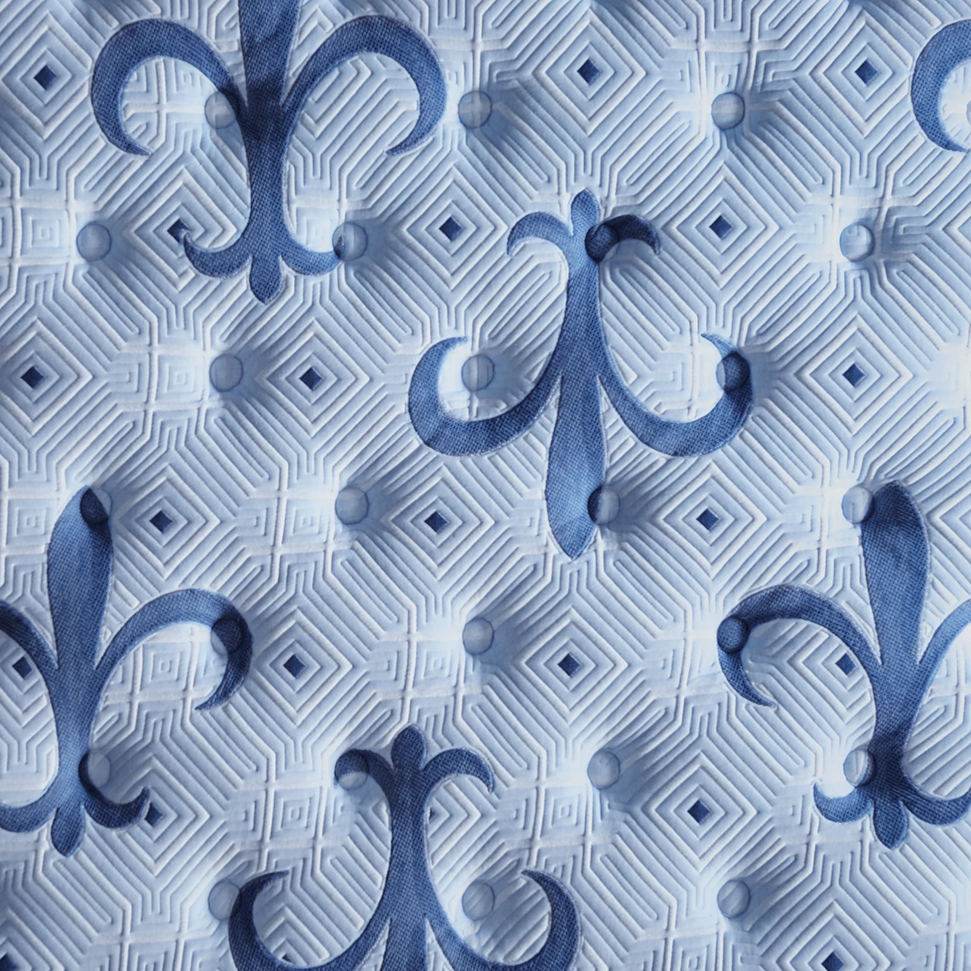 Stearns and Foster Estate Medium Tight Top Mattress - Image 35