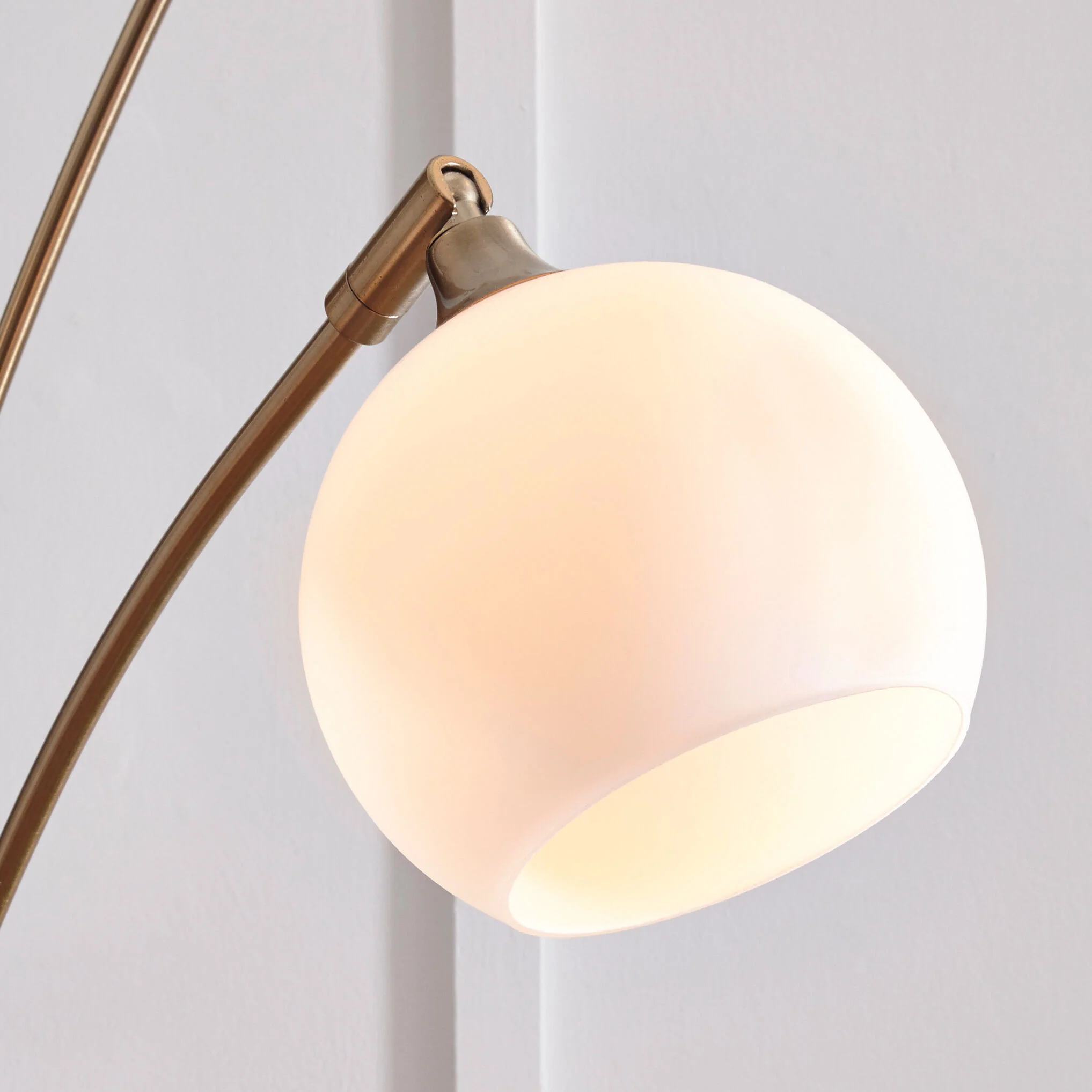 Taliya Floor Lamp - Image 3