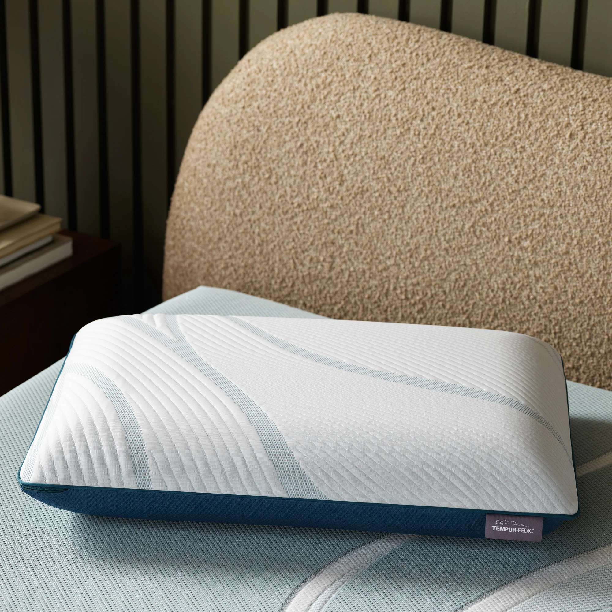Tempur-Pedic Adapt ProLo 2 Pillow - Image 6