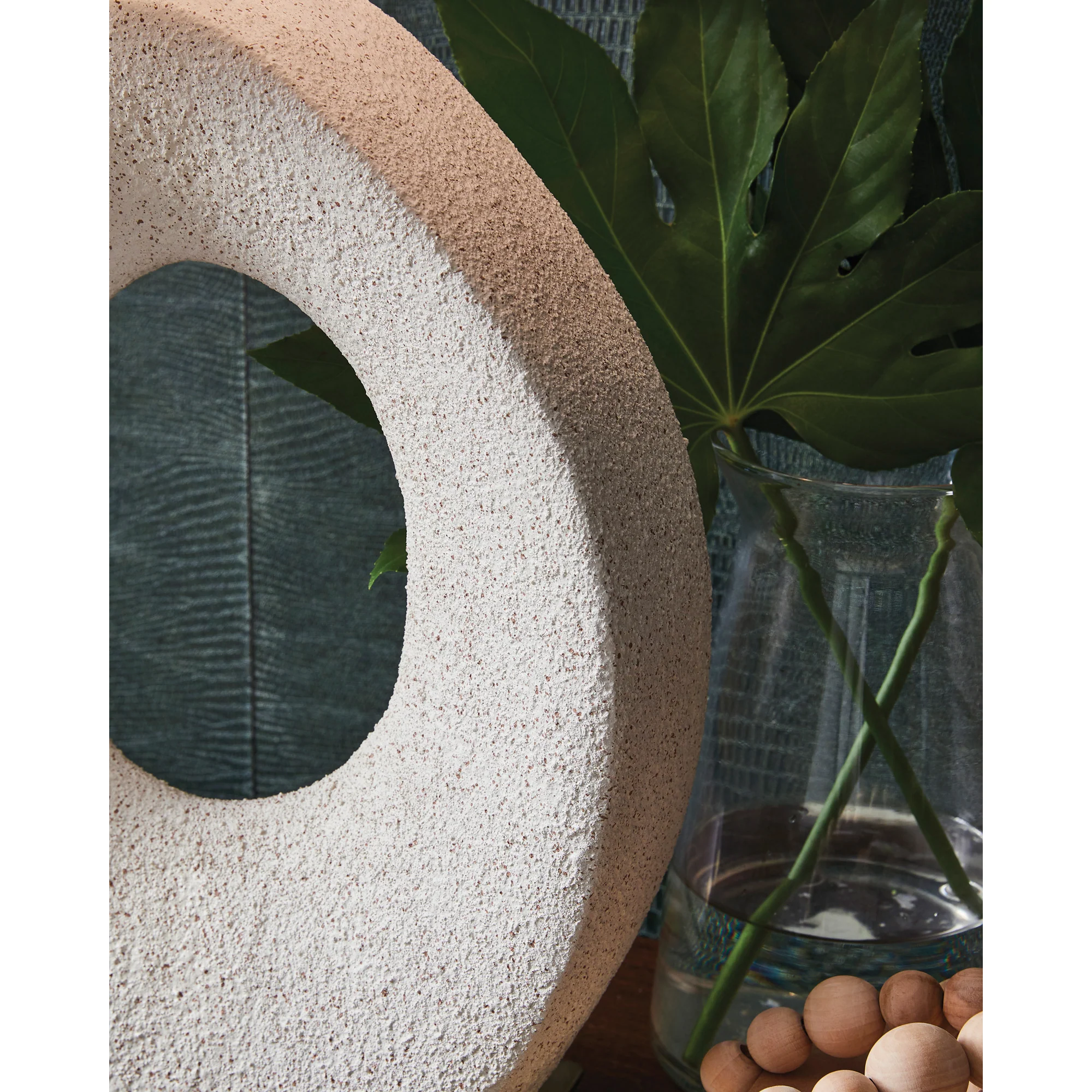 Trentlen Table Lamp - Image 3