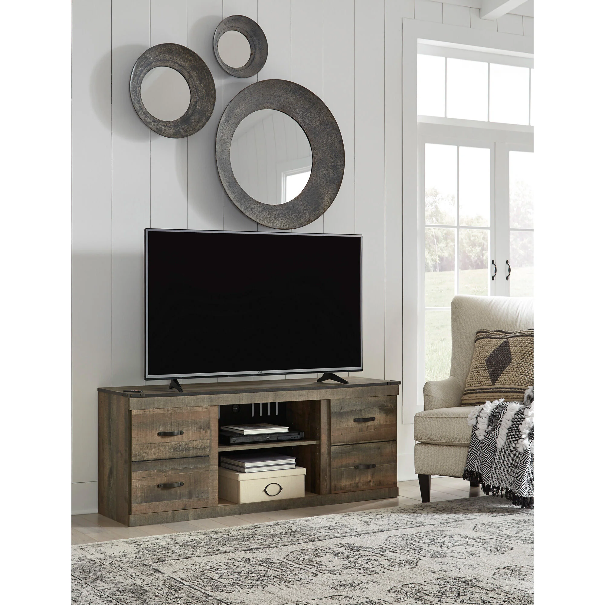 Trinell 60 Inch Console - Image 2
