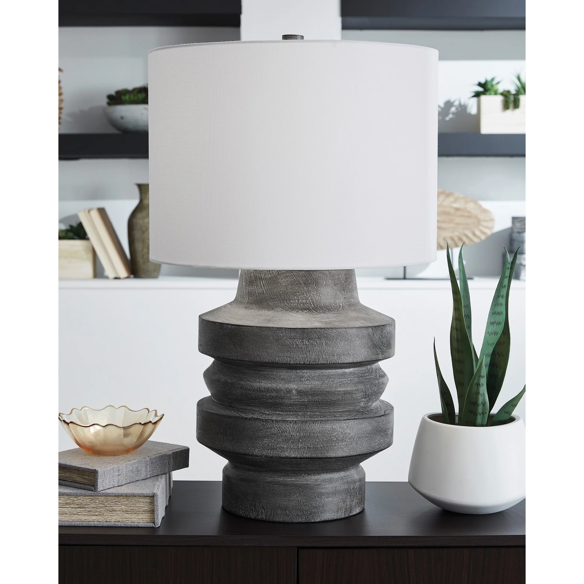 Wahida Table Lamp - Image 2