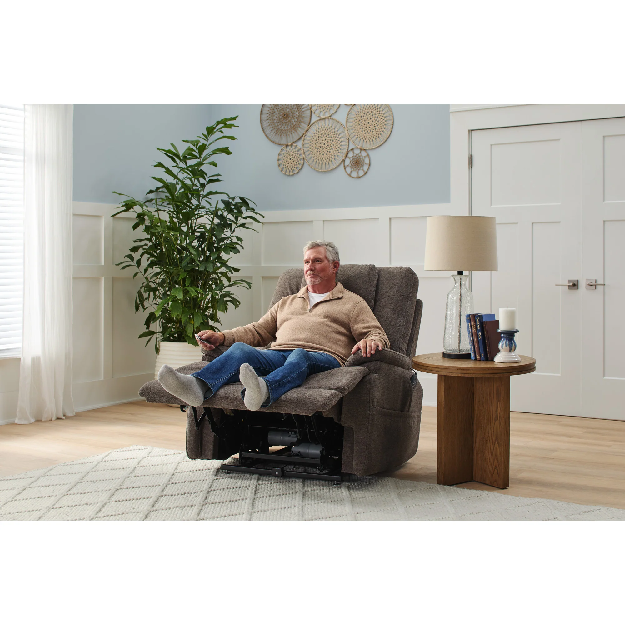 Zecliner Model 2+ Power Lift Recliner - Image 20