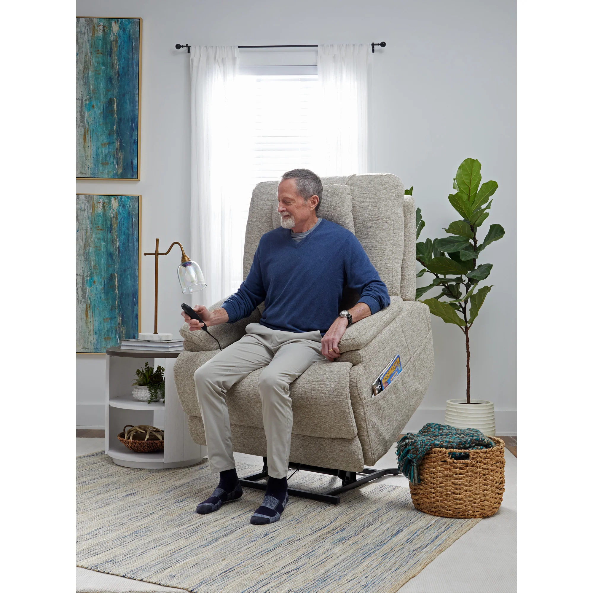 Zecliner Model 2+ Power Lift Recliner - Image 35