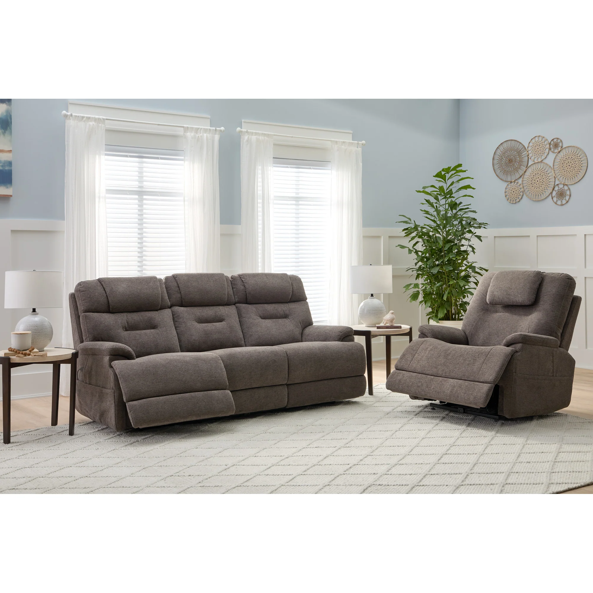 Zecliner Model 2+ Power Lift Recliner - Image 4
